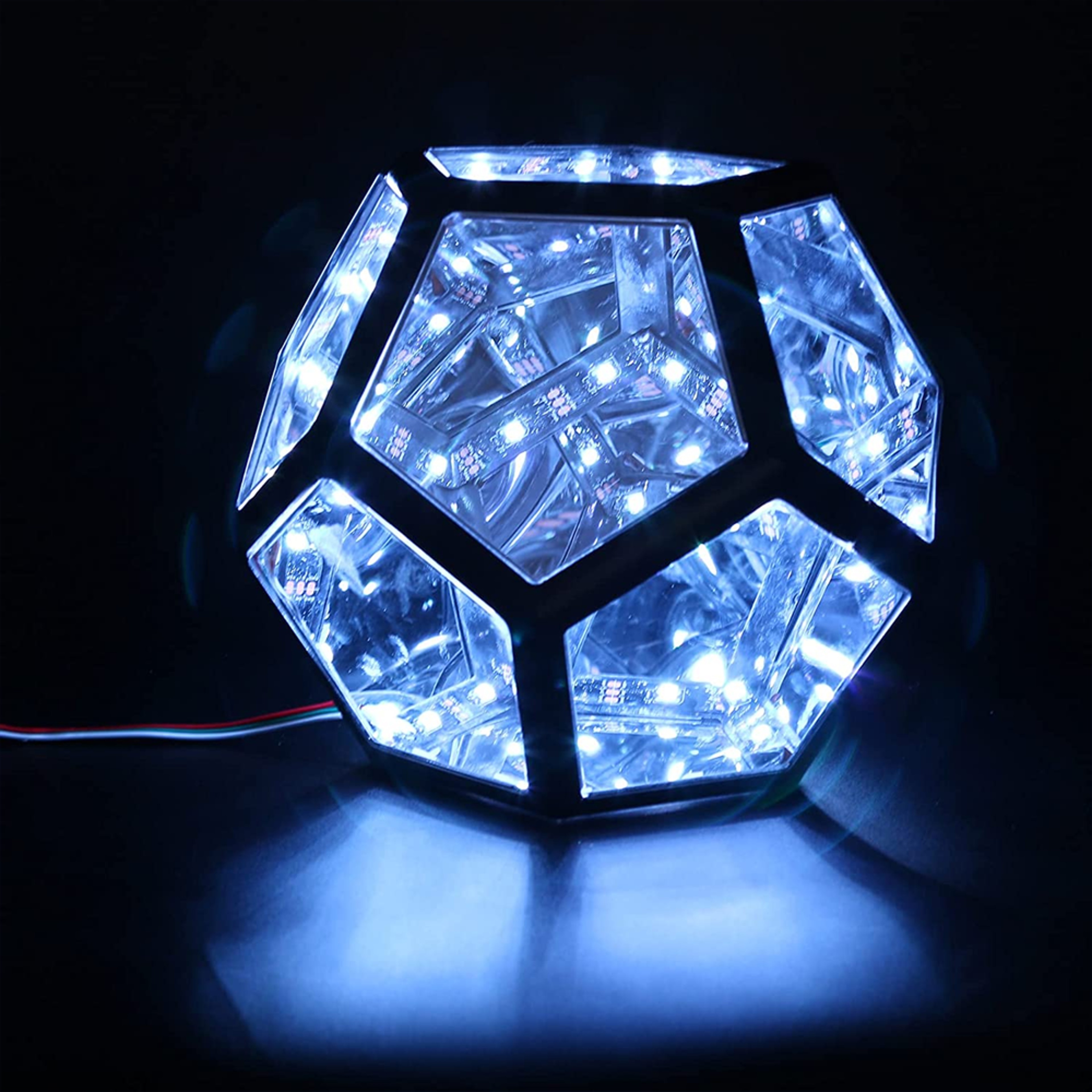 infinitedodecahedroncolorartlight6.png