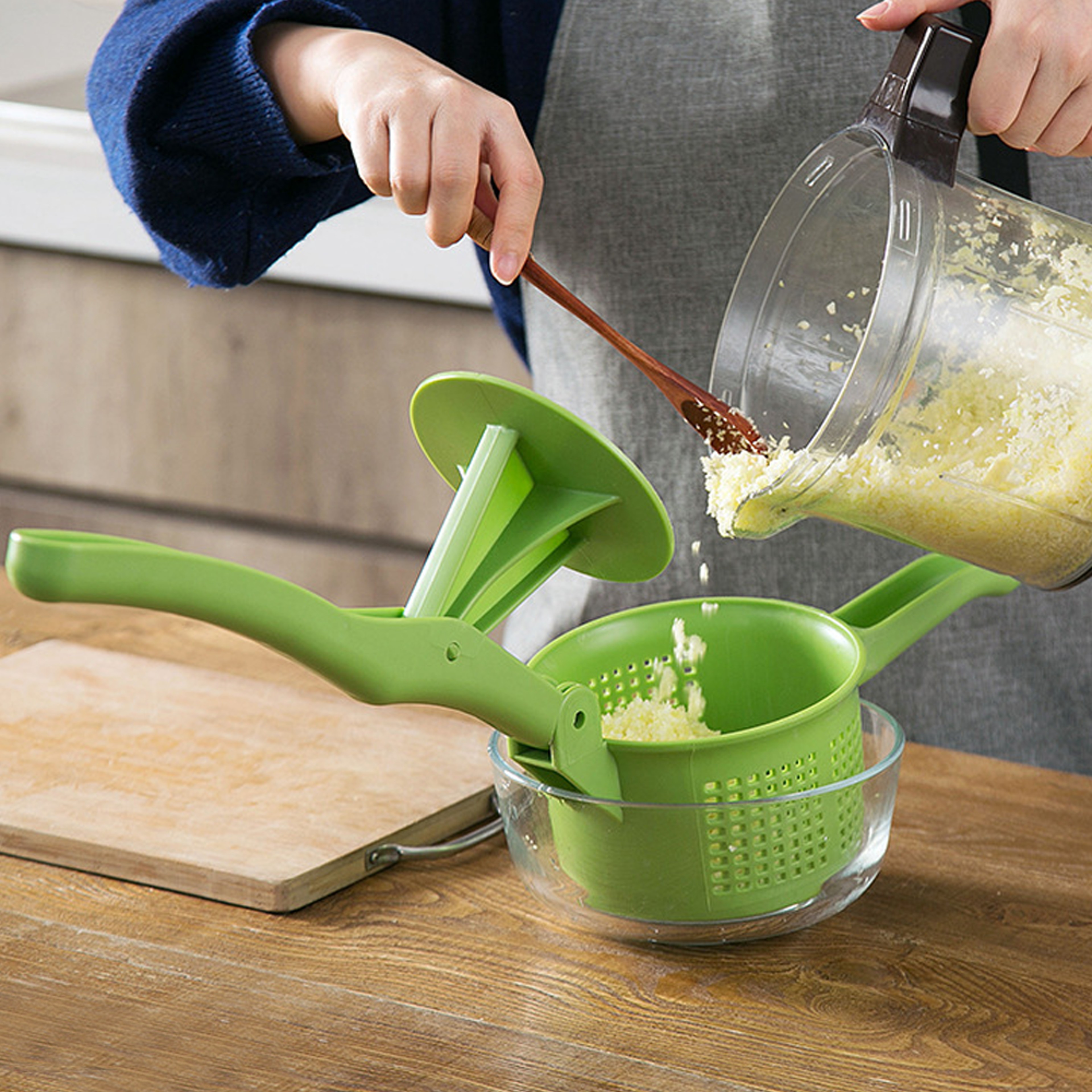 vegetablewatersqueezer2.png