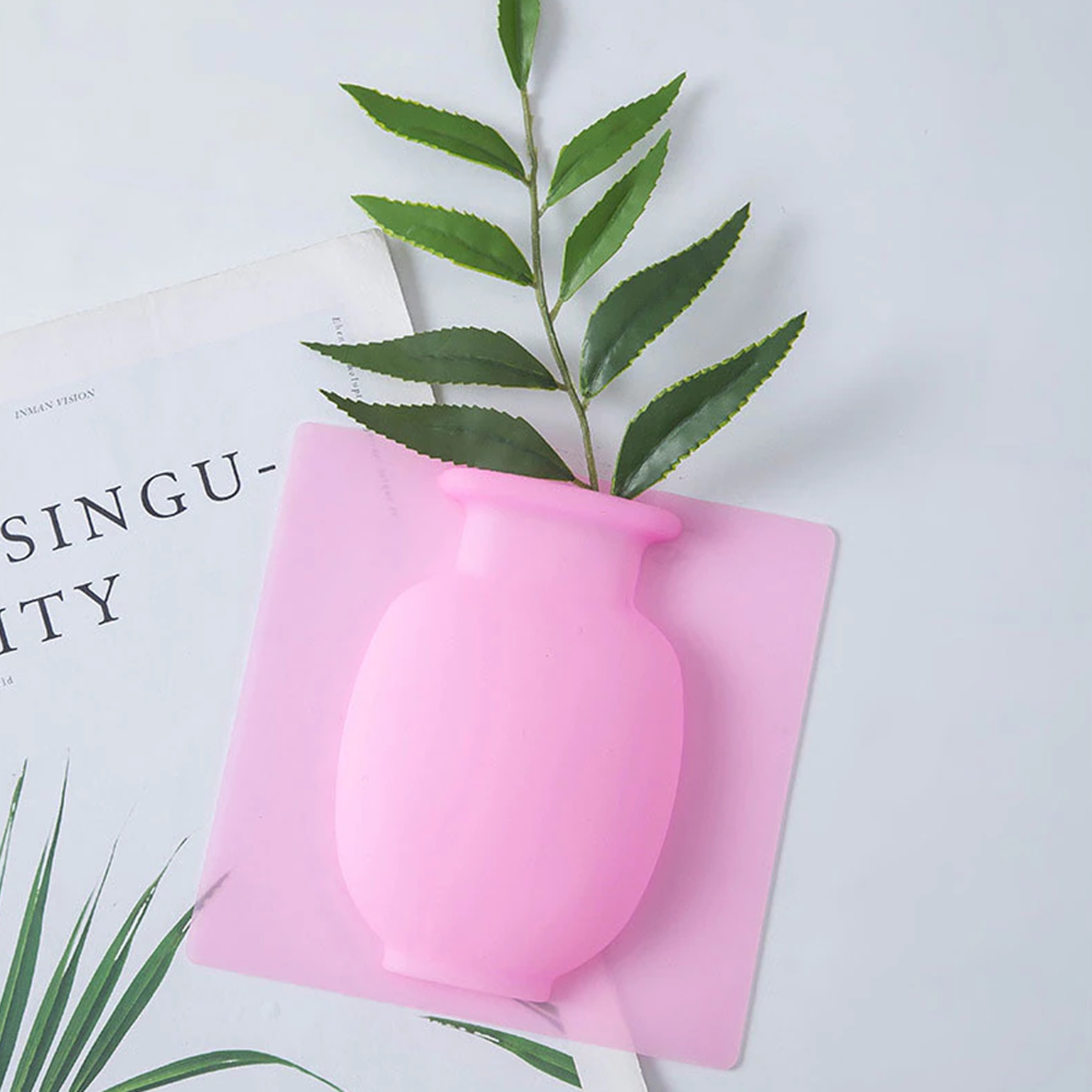 magicwalldecorplantvasesflowercontainerpink.png