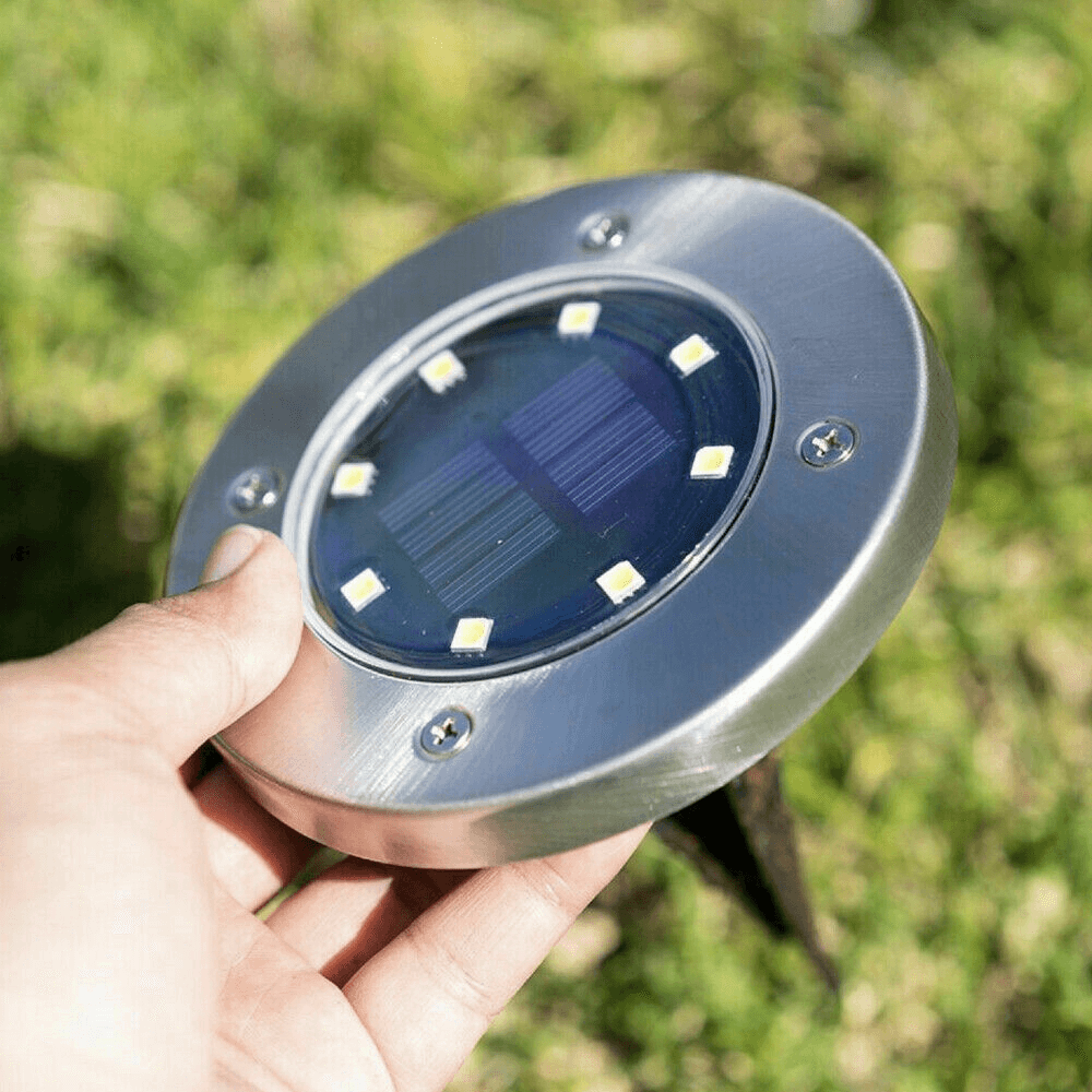 flat solar pathway lights