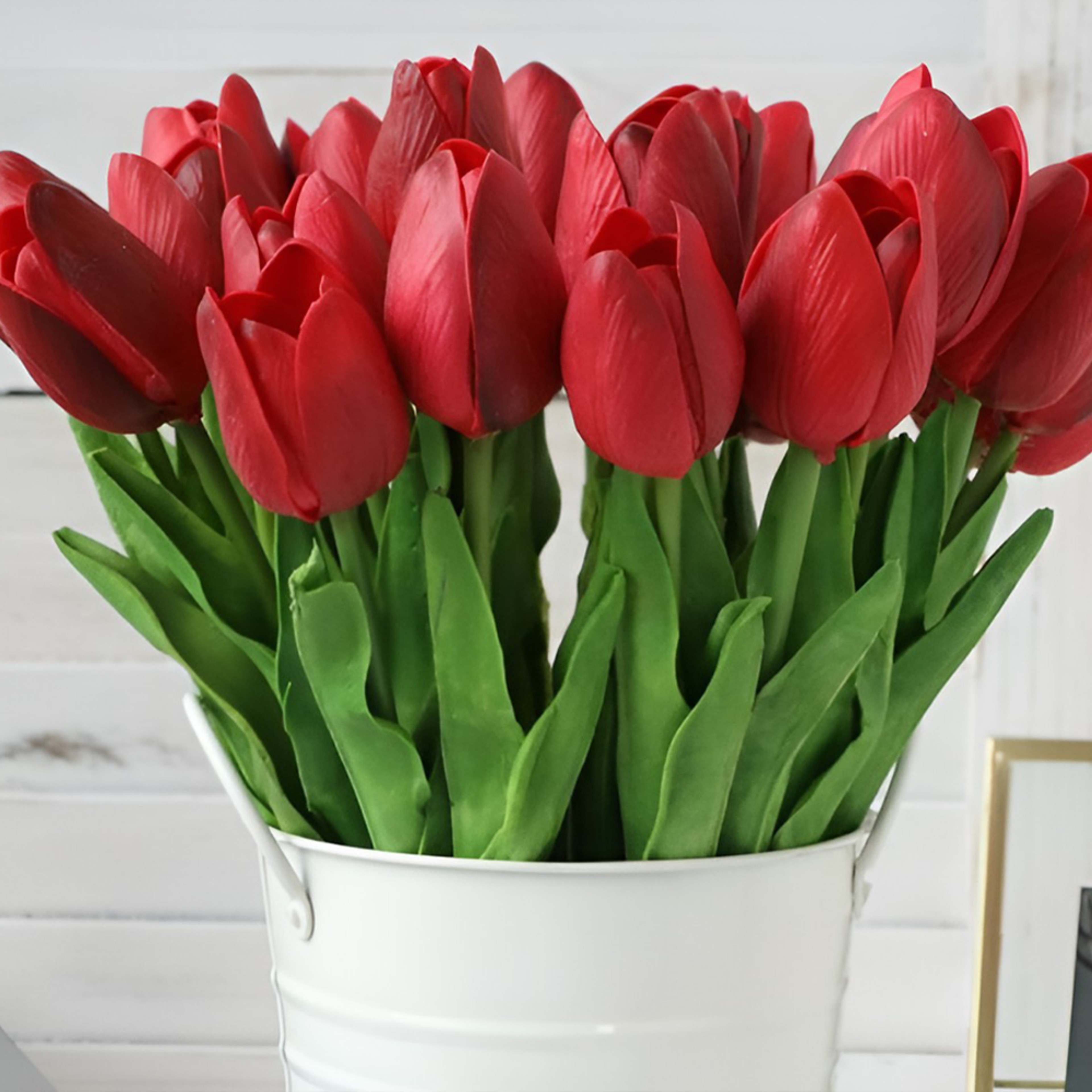 faketulipsred.png