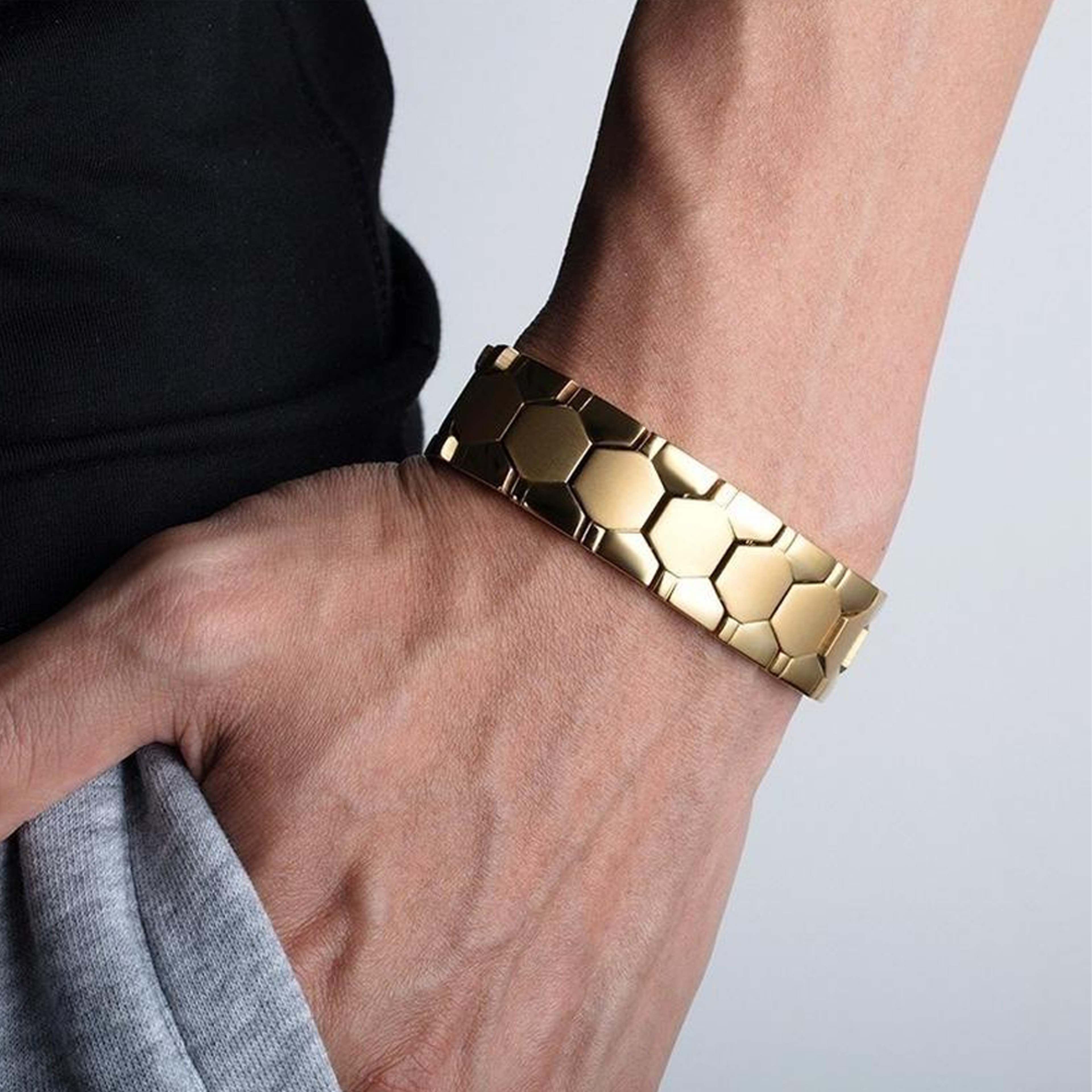 titaniumpowermagneticbraceletgold.png