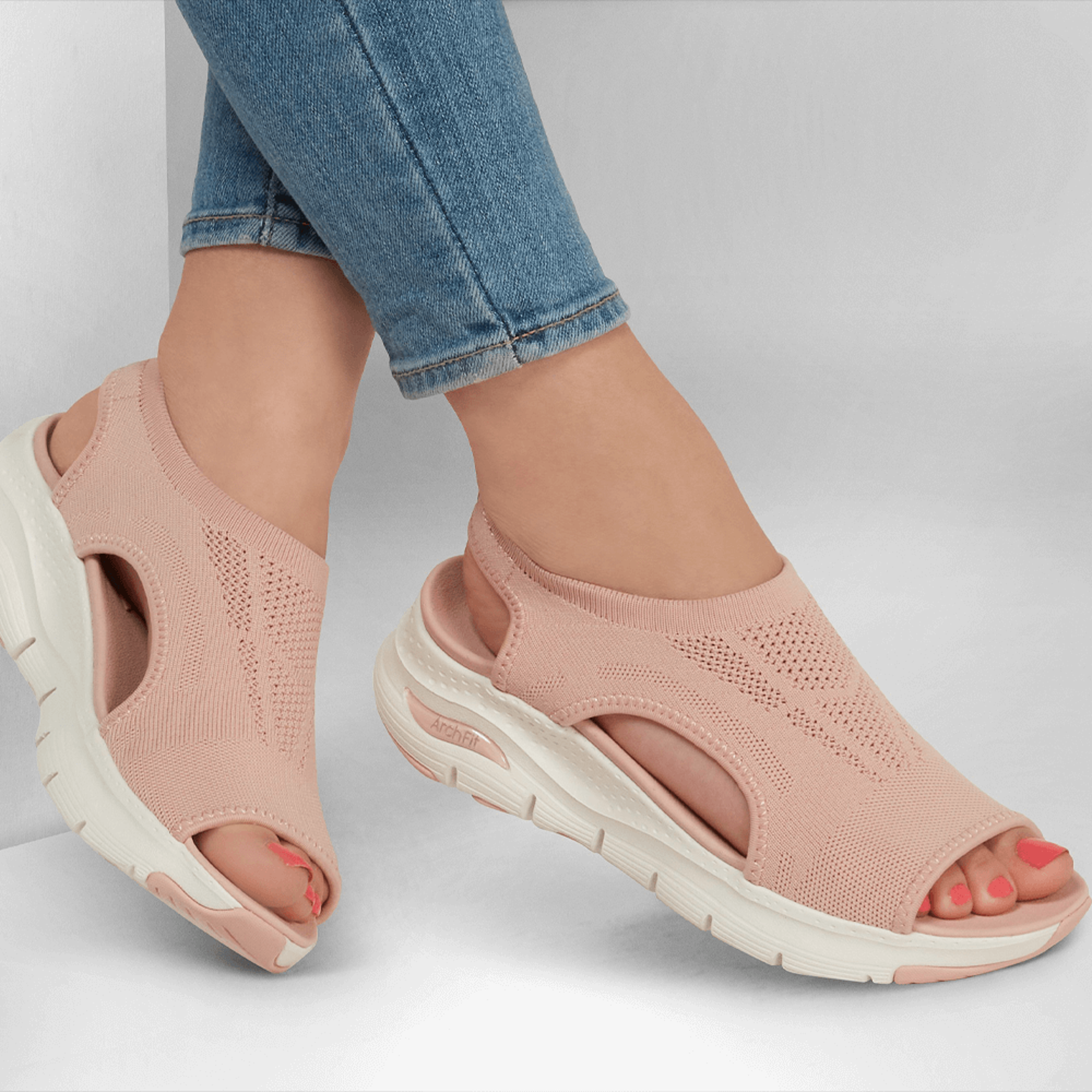 washableslingbacksportsandalspink.png
