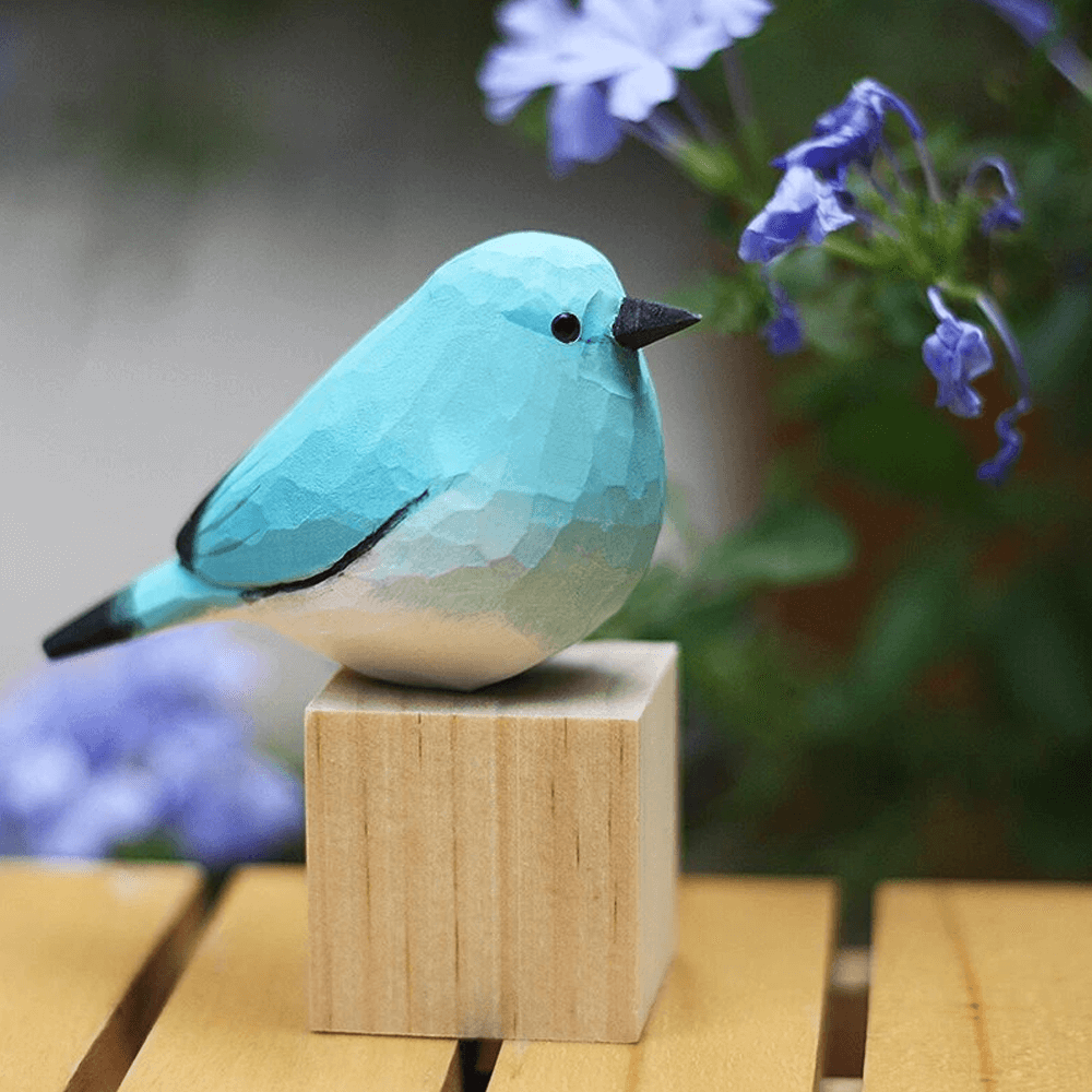 handmadebabybirdblueribon.png