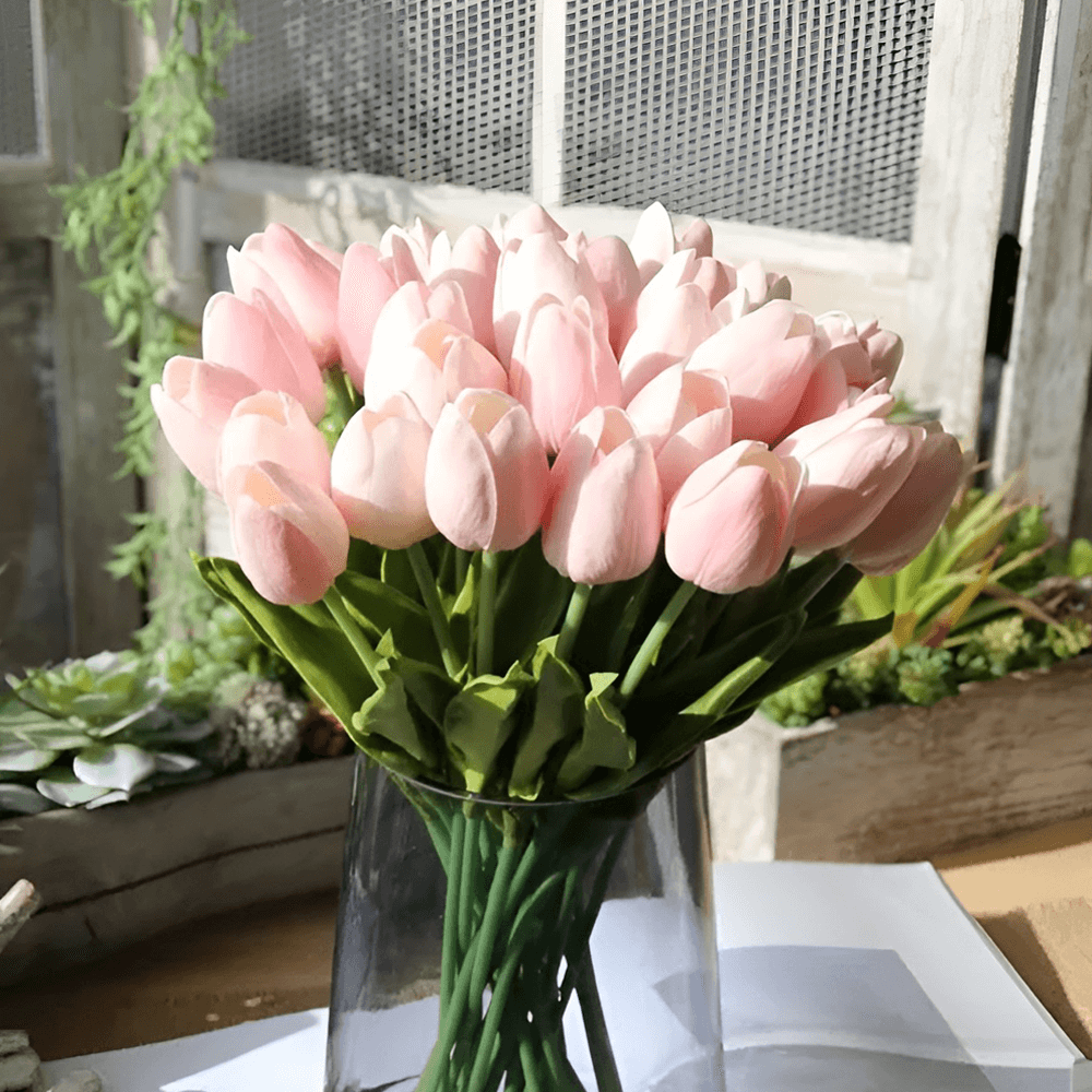 artificialtulipflowerslightpink.png