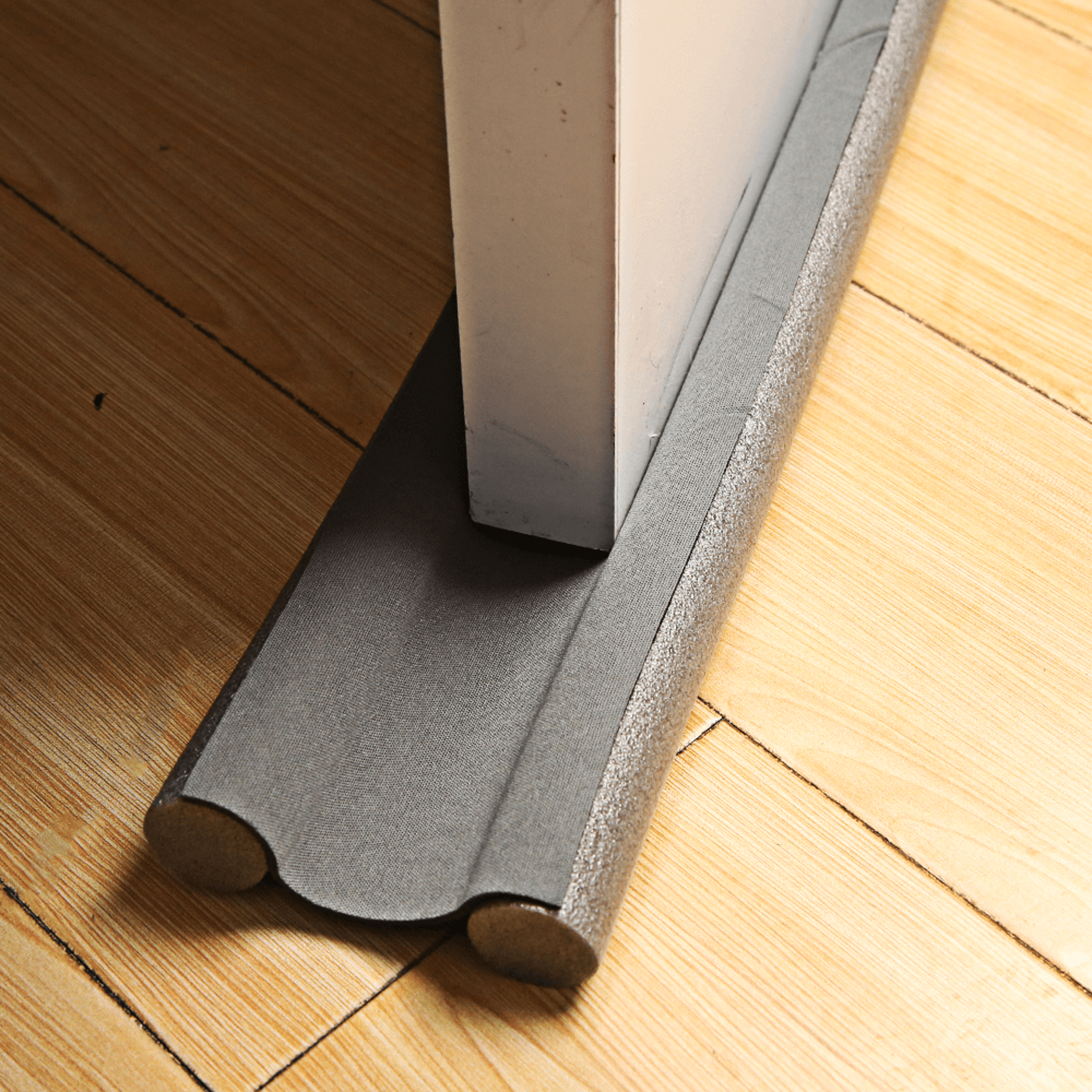 doorbottomsealstripstoppergray.png