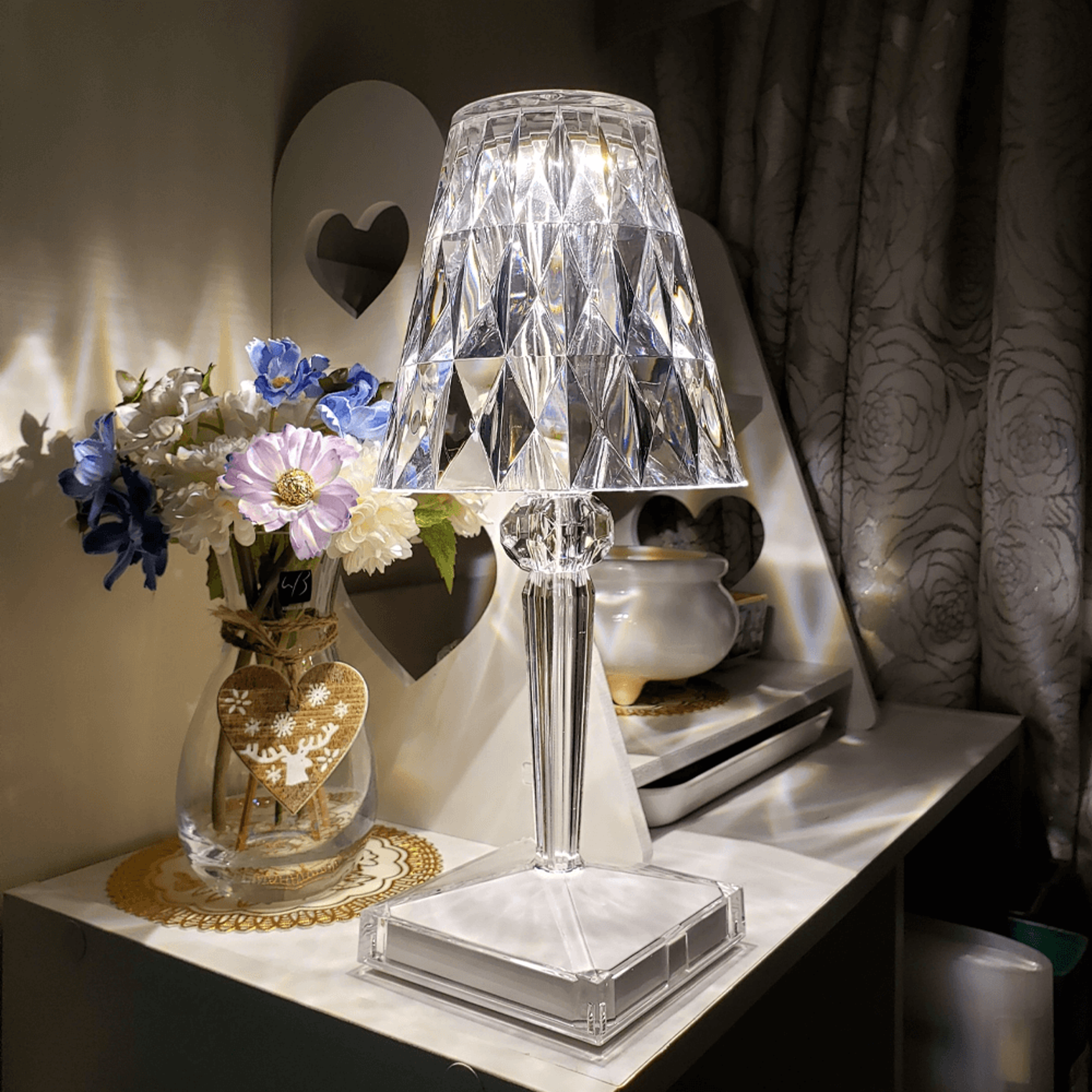 stylishcolordiamondtouchledrechargeablebarandtablelamp1.png
