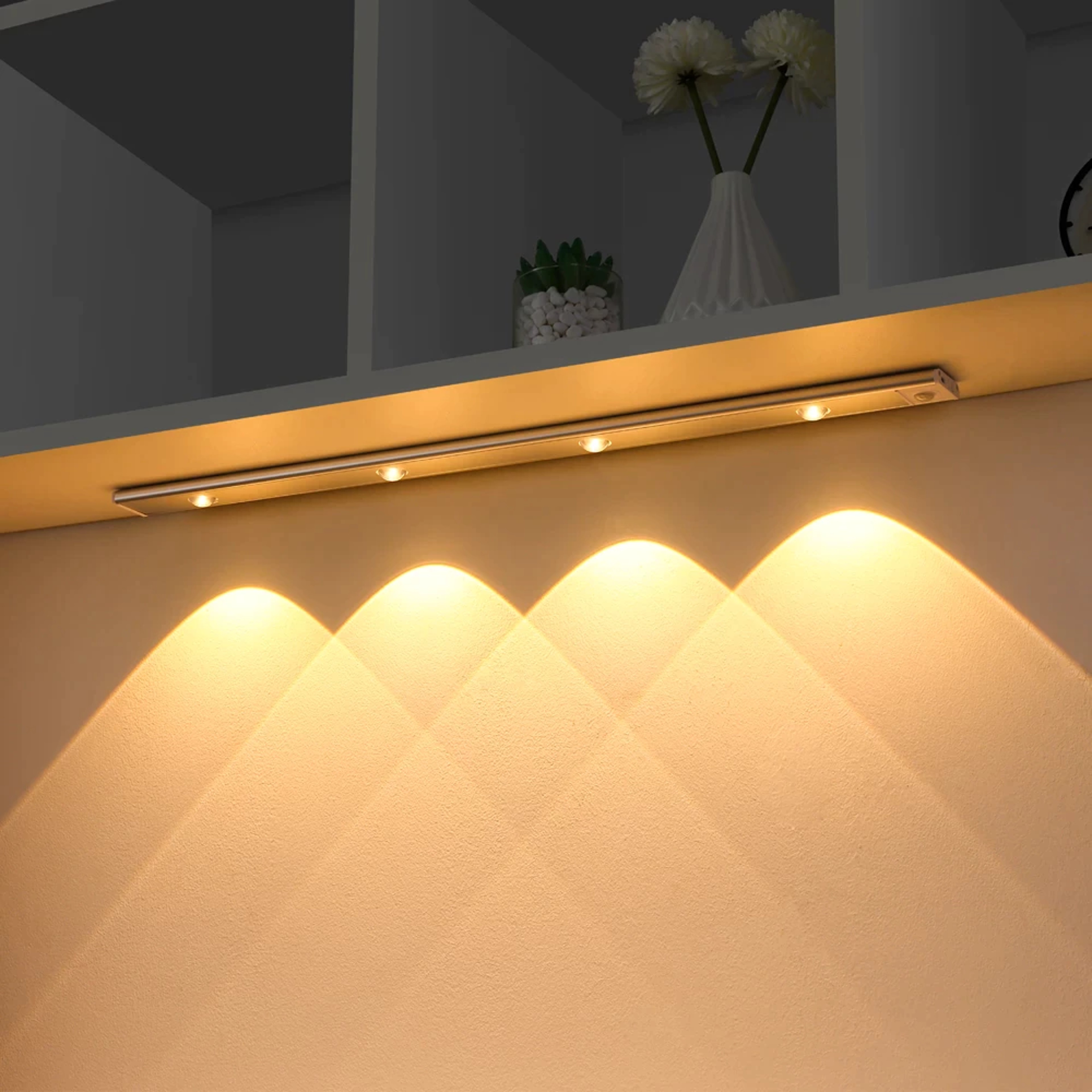 ledwirelessmotionsensorundercounterlight1.png