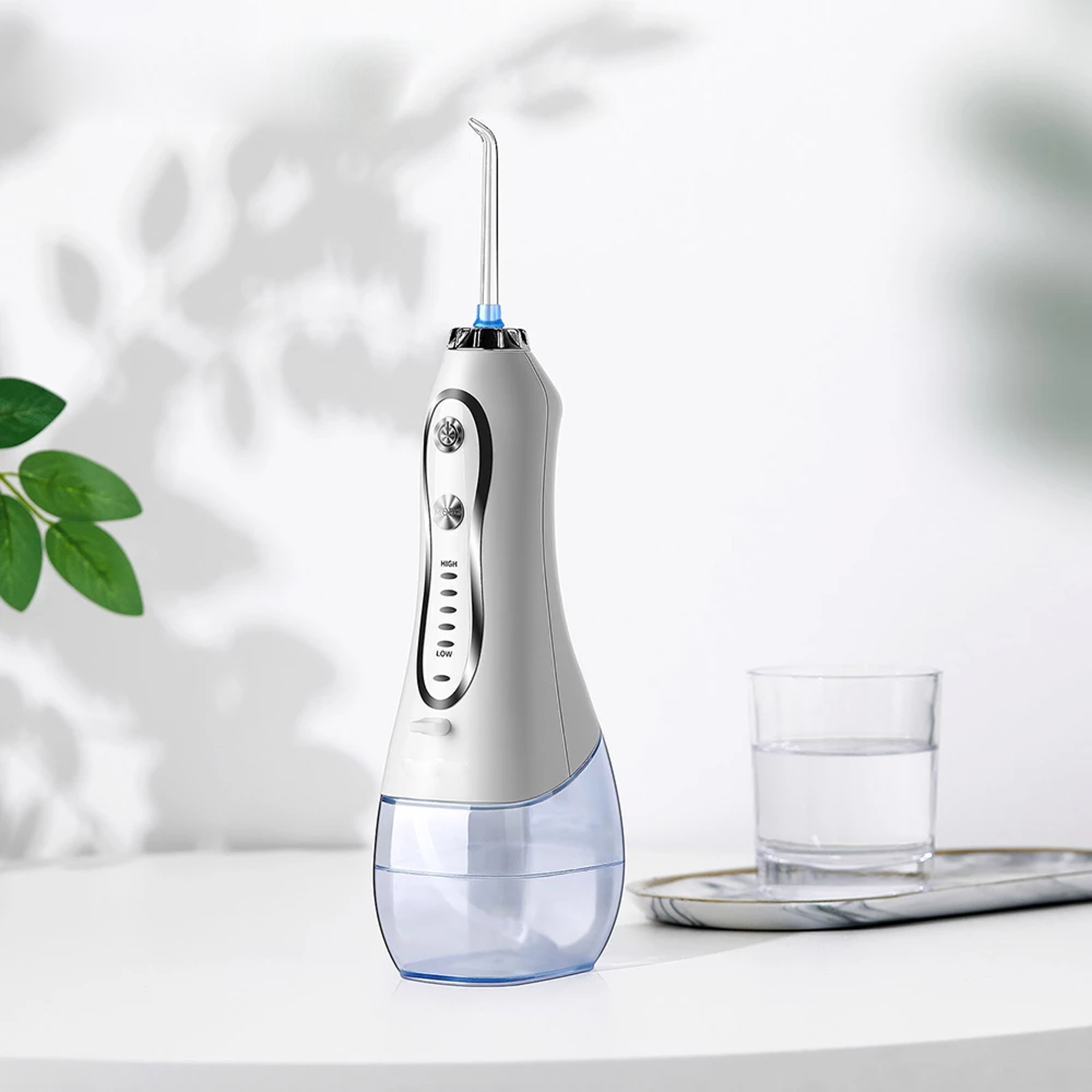 oralcordlessdentalflosser2.png