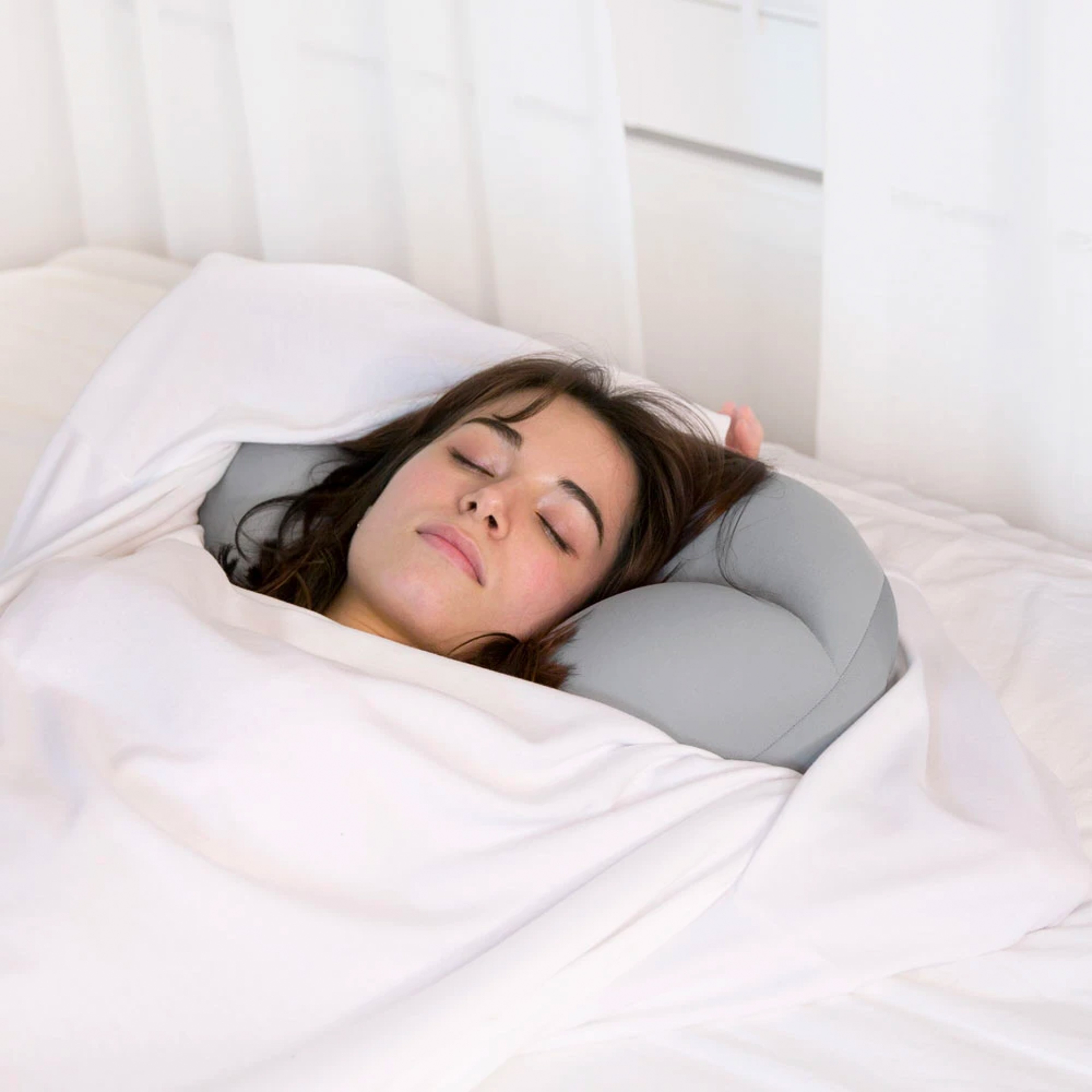 cloudshapedsleepingpillows1.png