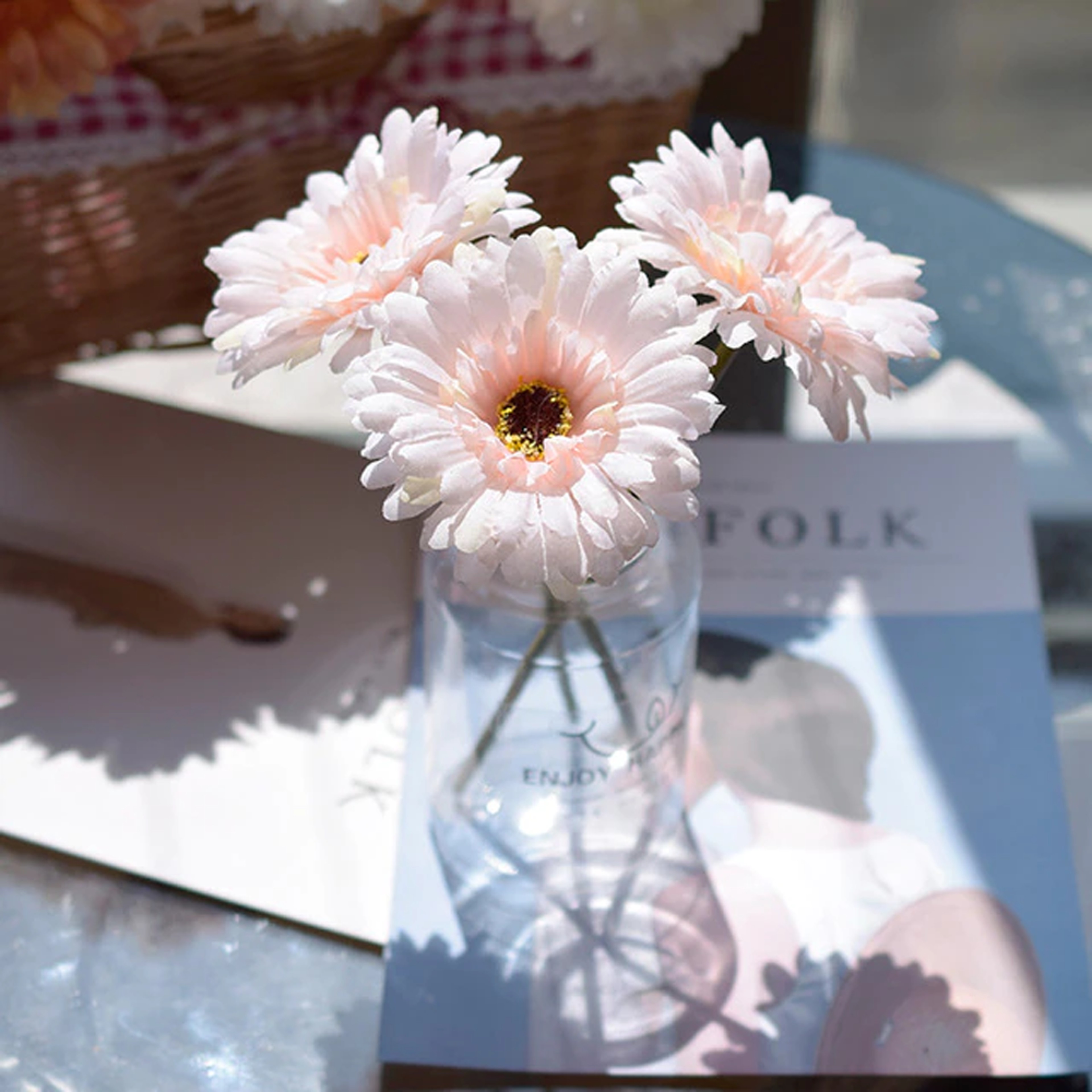 realtouchchrysanthemumbouquetlightpink.png