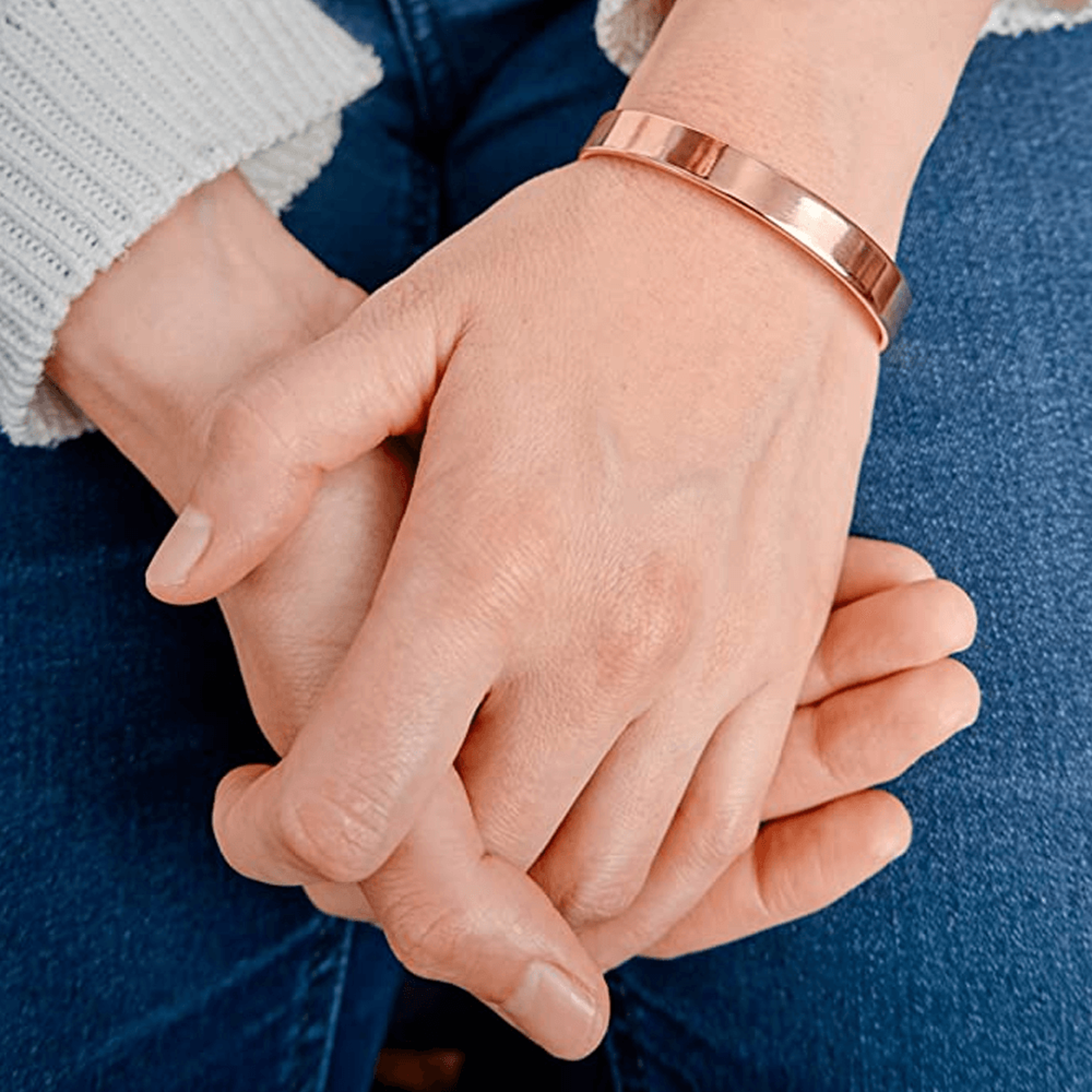 copperbandmagnetictherapybracelet1.png