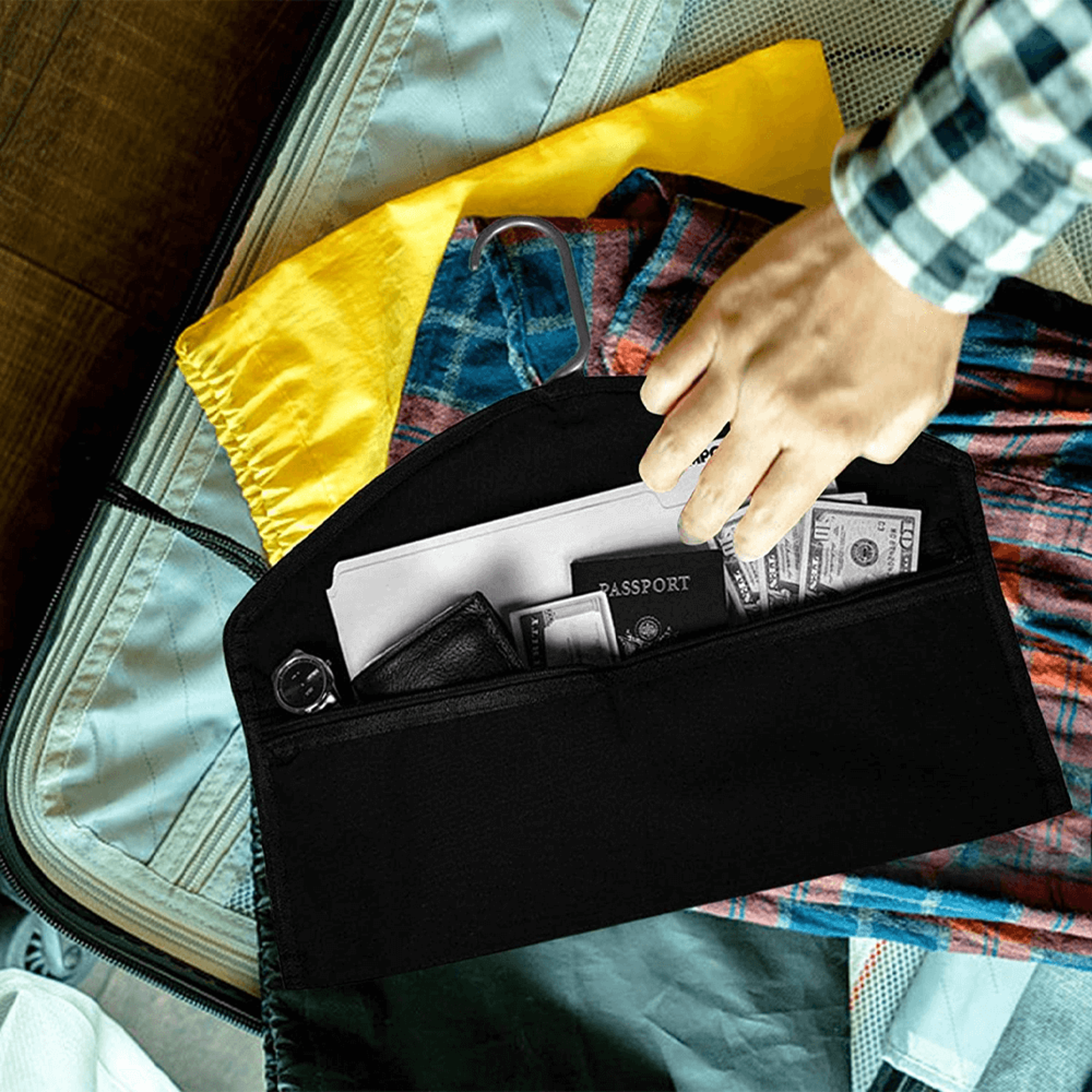 hangerdiversionsafebag4.png
