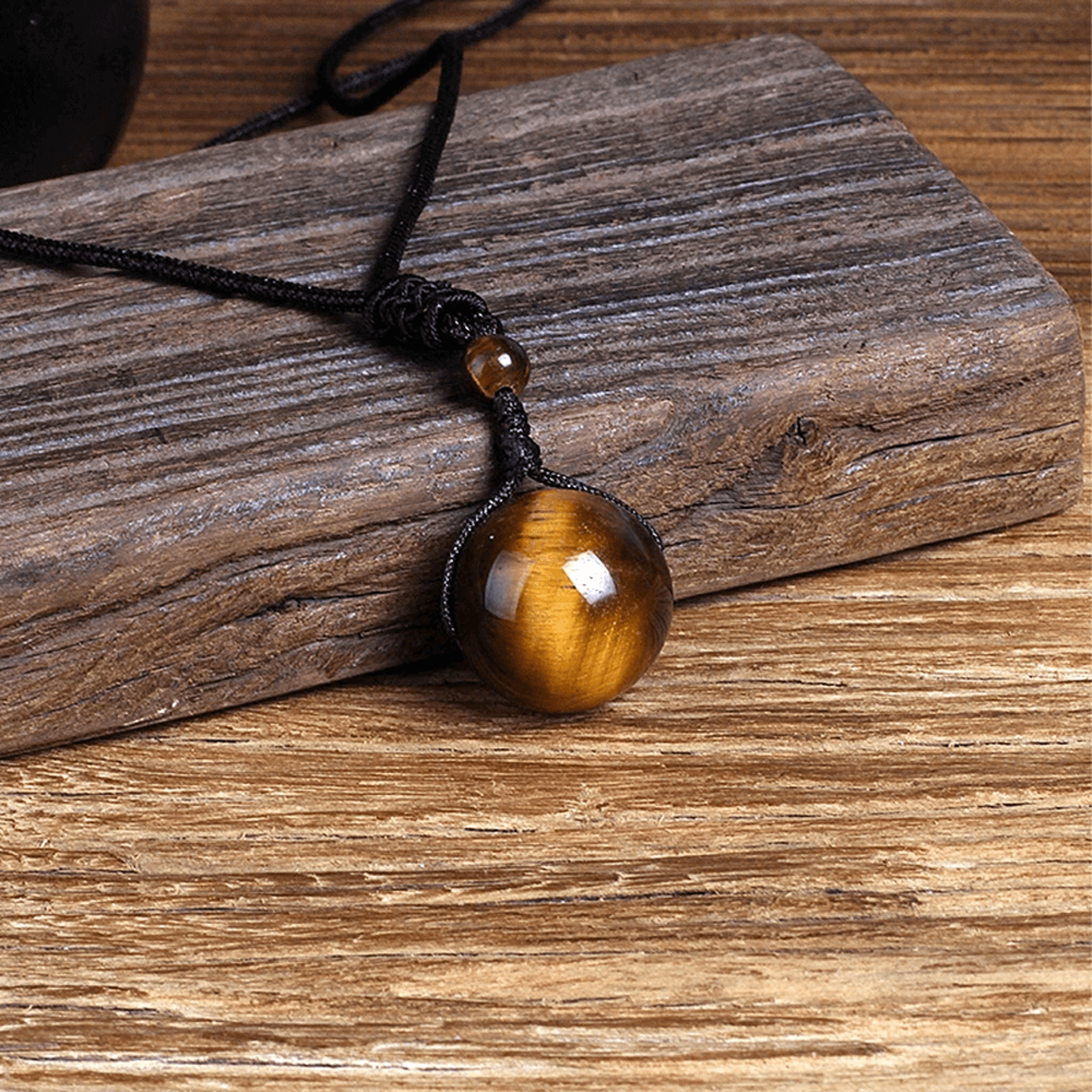 tigereyeronicnecklace4.png