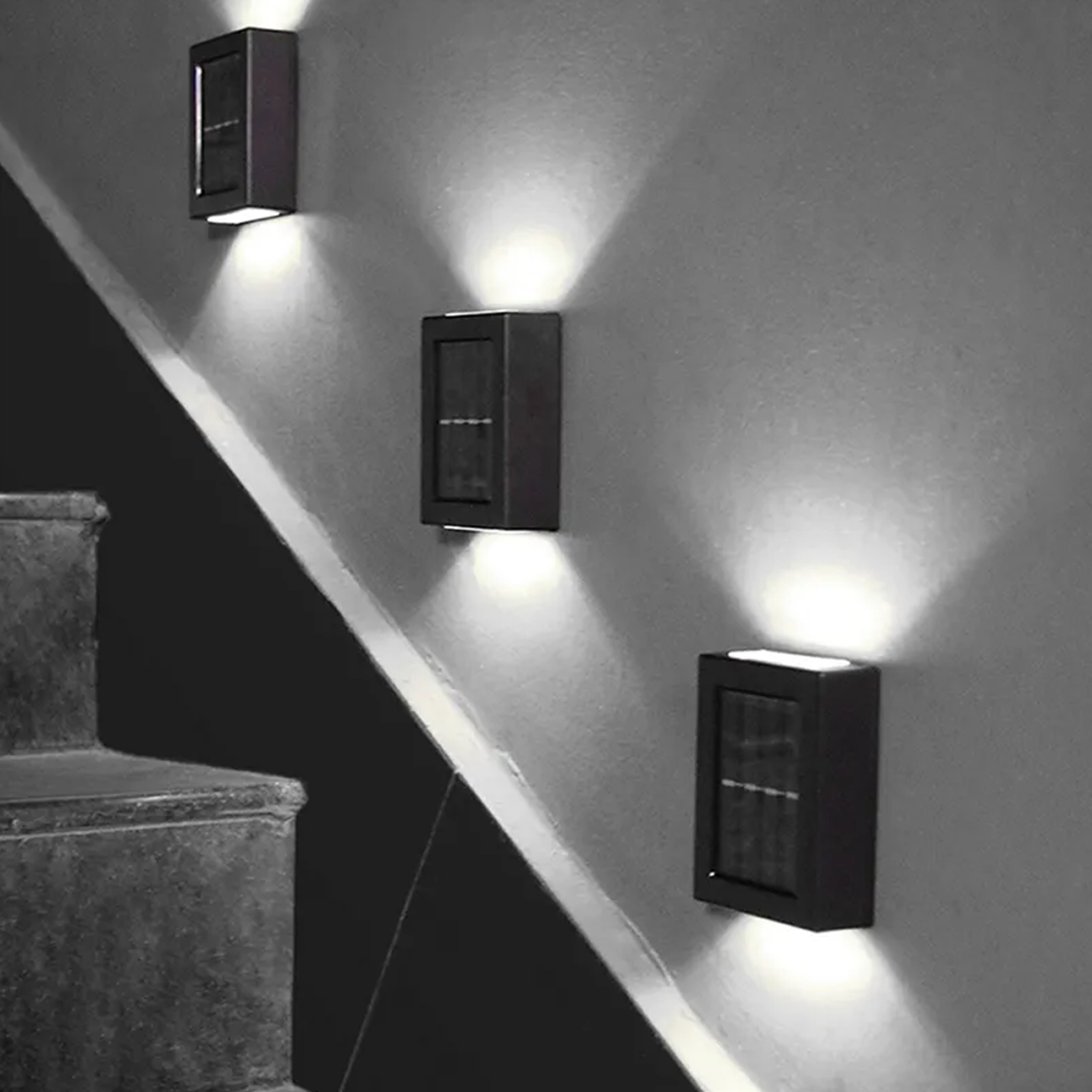 waterproofsolarpoweredoutdoorpatiowalldecorlightwhite.png