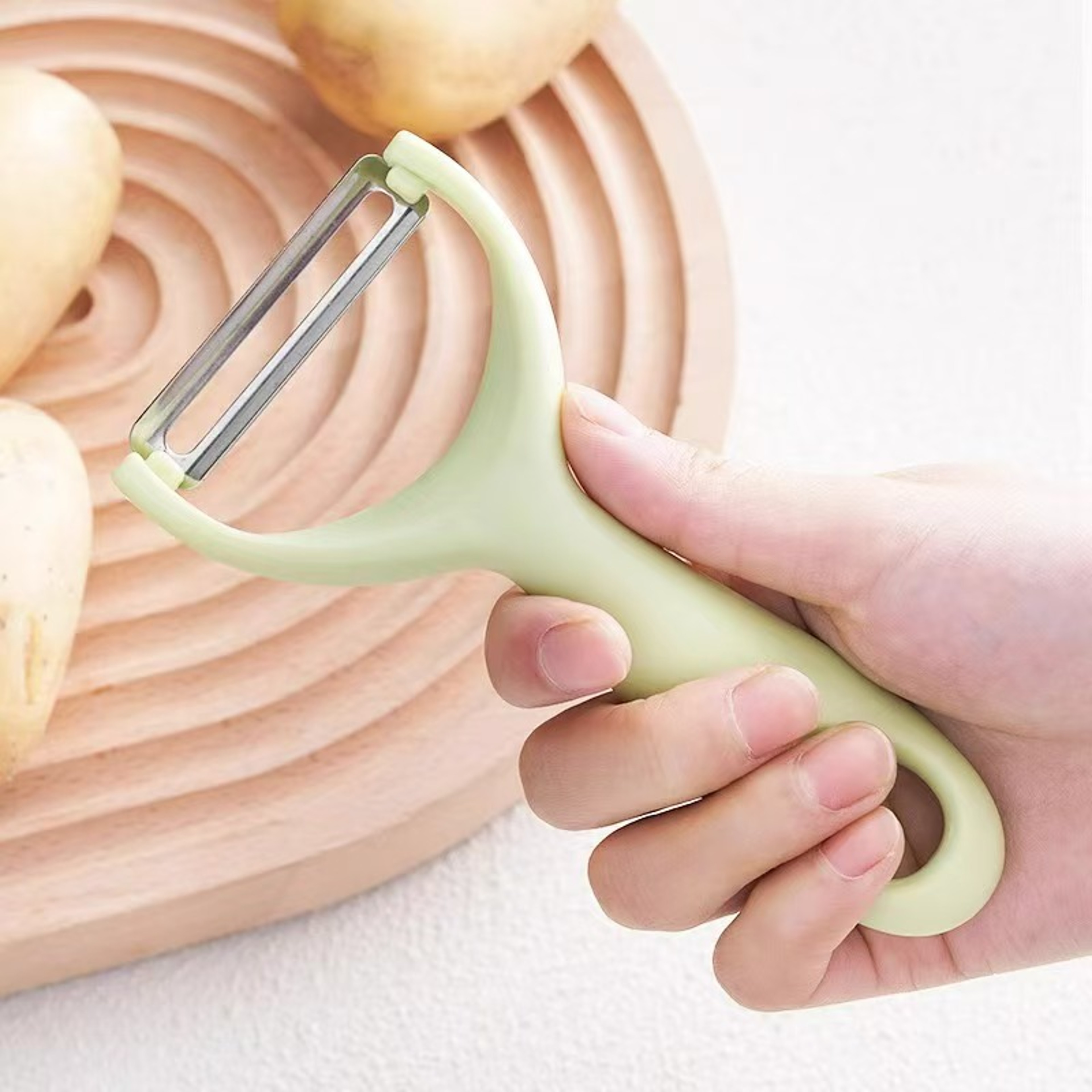 Stainless Steel Vegetable Peeler With PP Handle Multipurpose Kitchen Tool For Fruits  Vegetables 0