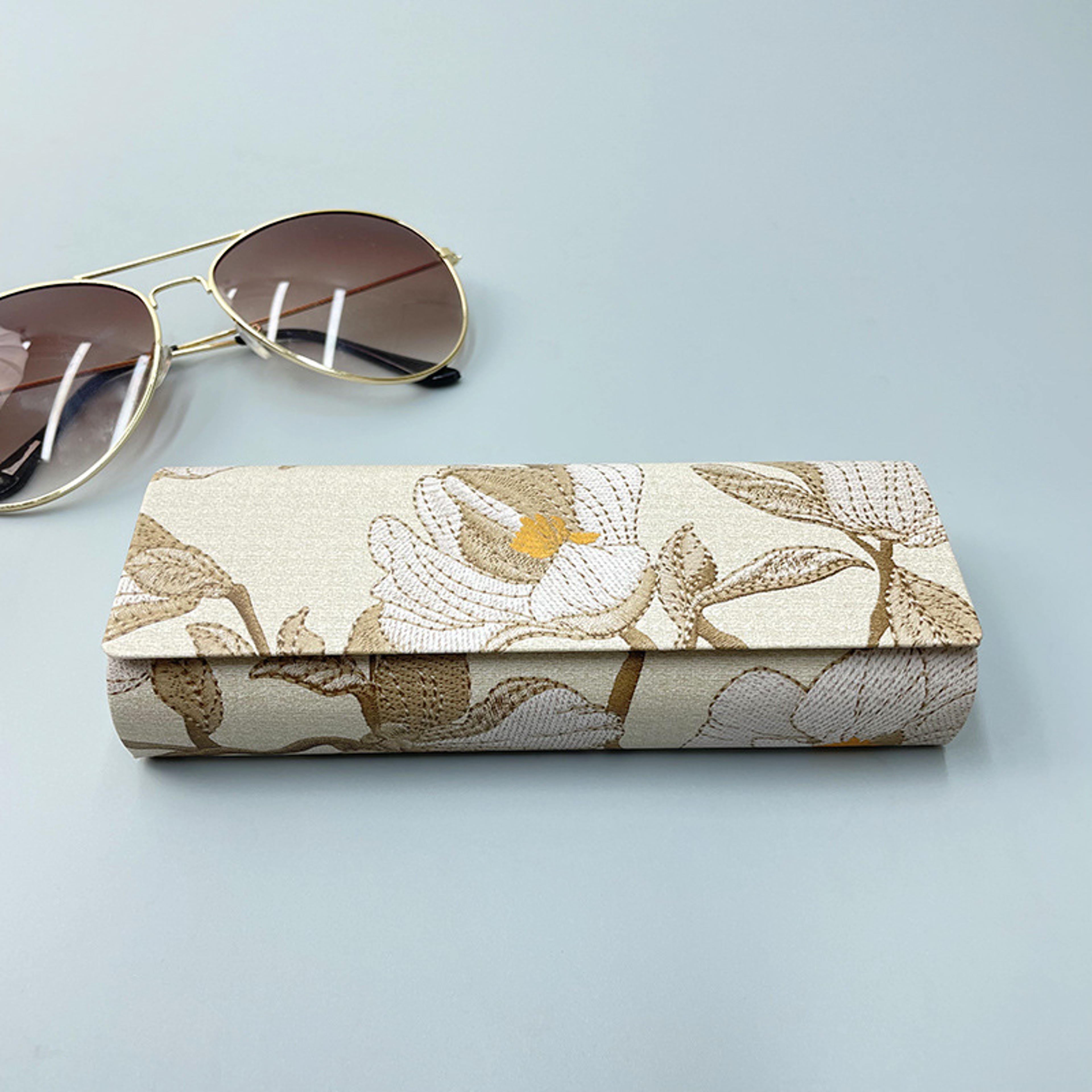 Chinese Style Embroidery Glasses Storage Case For Women  Students 4