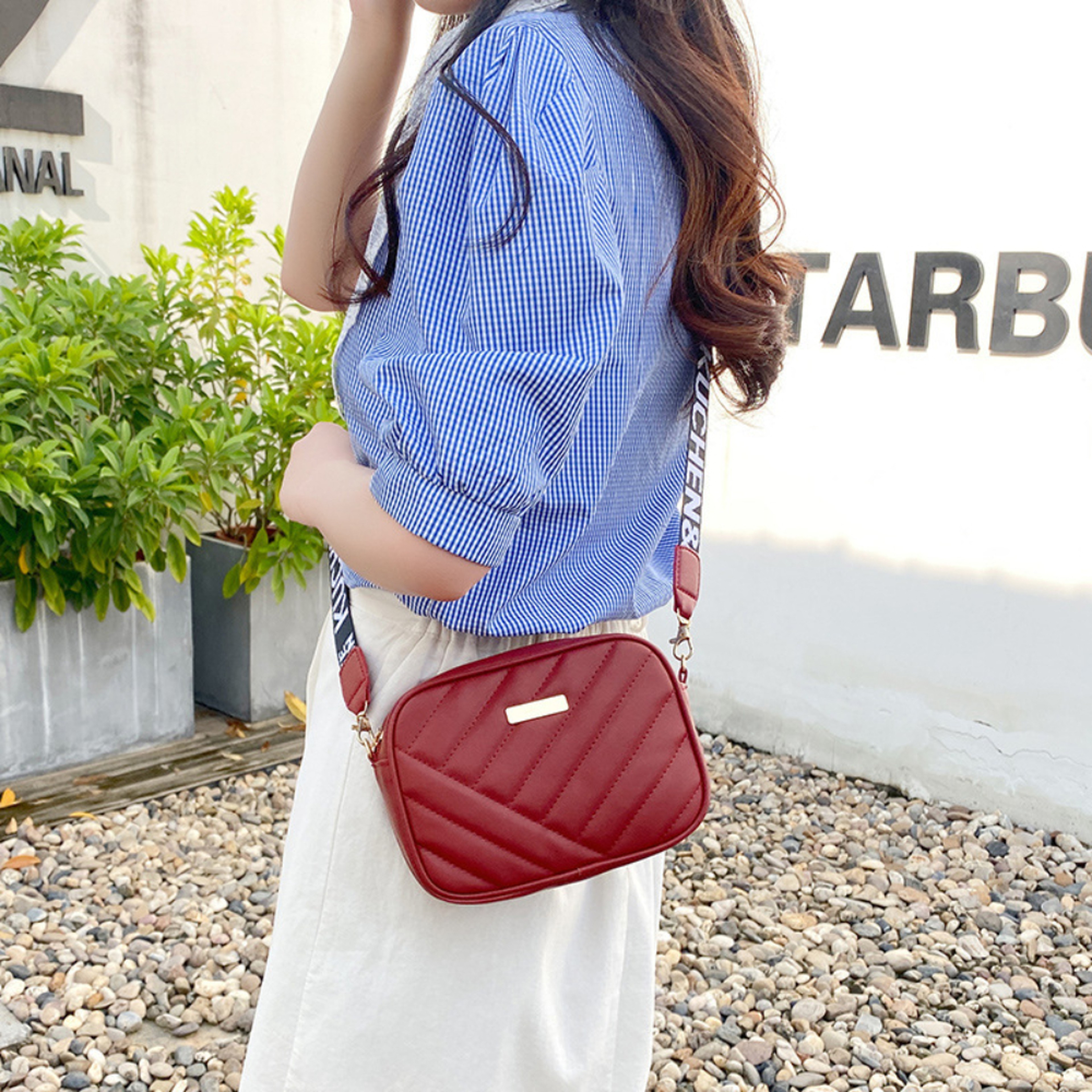 Cool Casual Shoulder Bag For Women Simple Crossbody Messenger Bag For Everyday Use 0