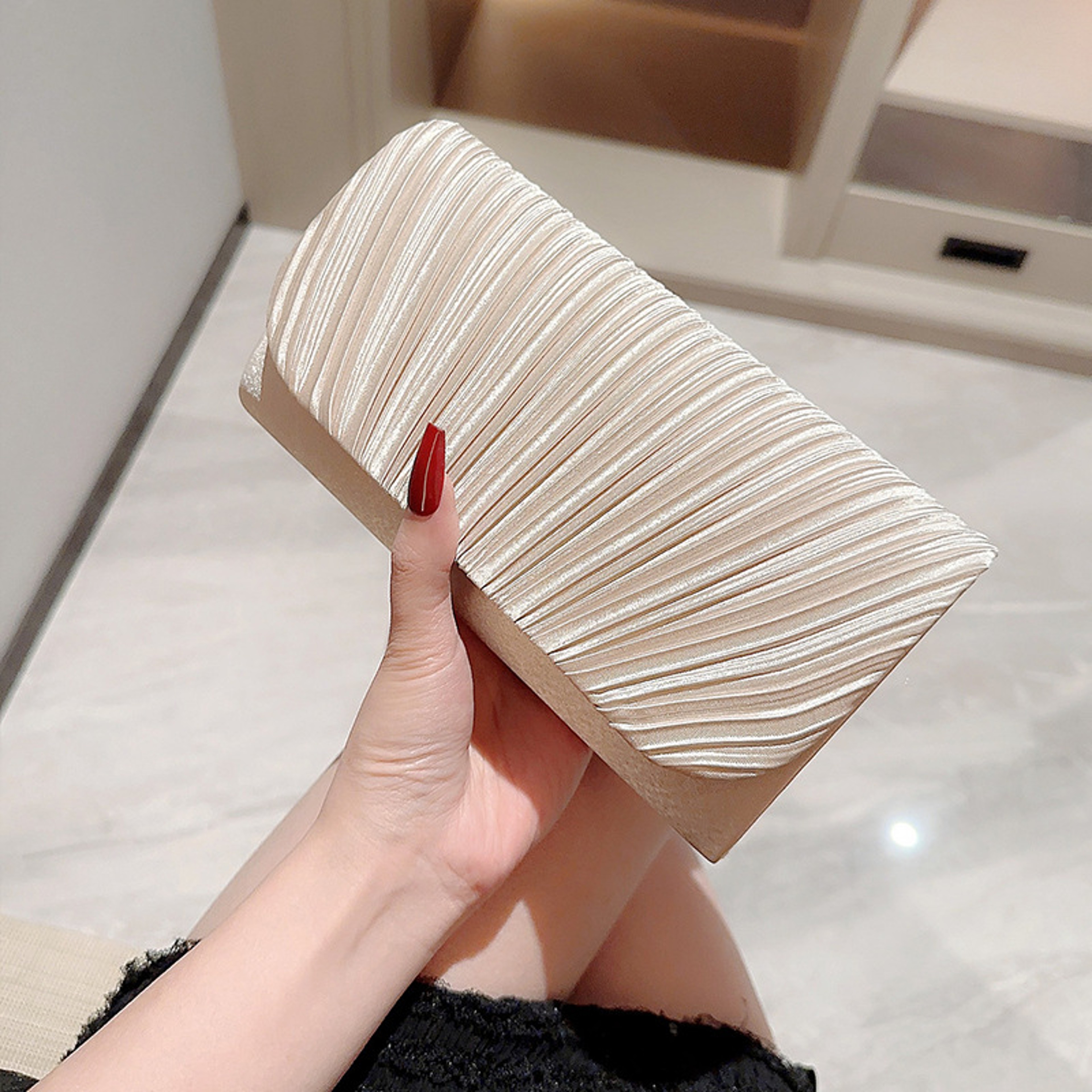 Elegant One Shoulder Crossbody Bag Fashionable Luxury Evening Clutch For Parties 6
