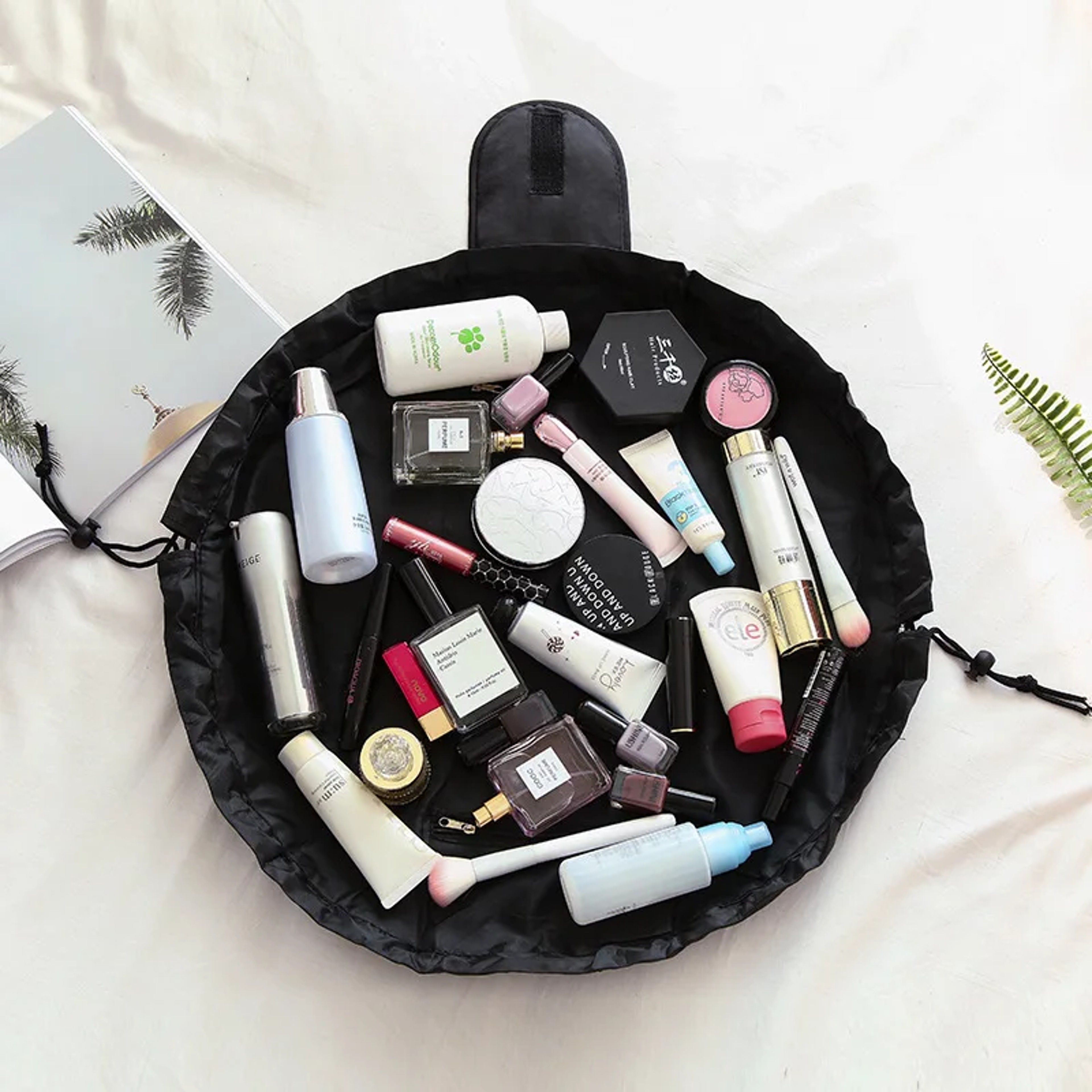 Portable Waterproof Drawstring Cosmetic Bag Travel Makeup Organizer  Toiletry Case 0
