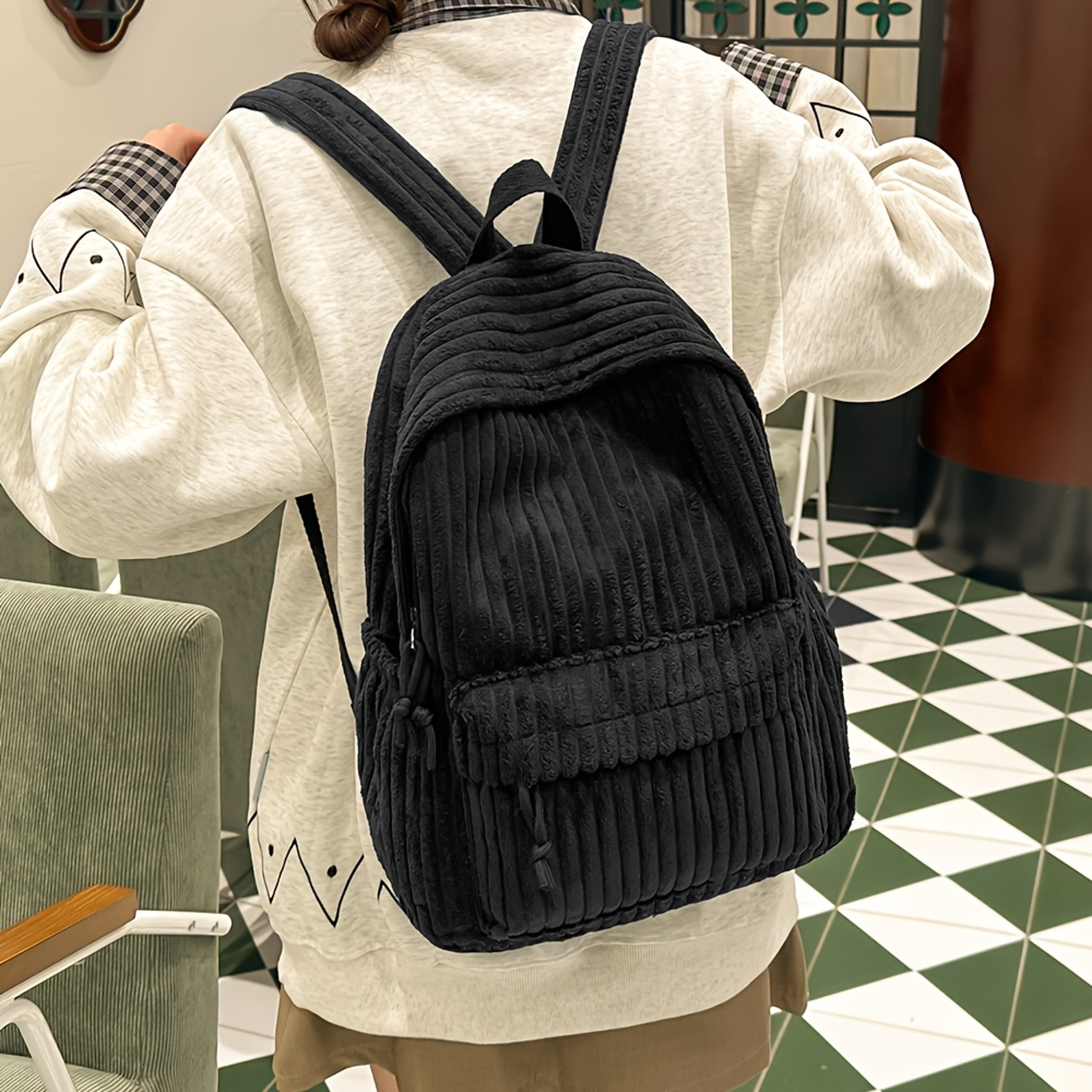 Stylish Womens Versatile Backpack Large Capacity Travel  Student Backpack For Commuting 0