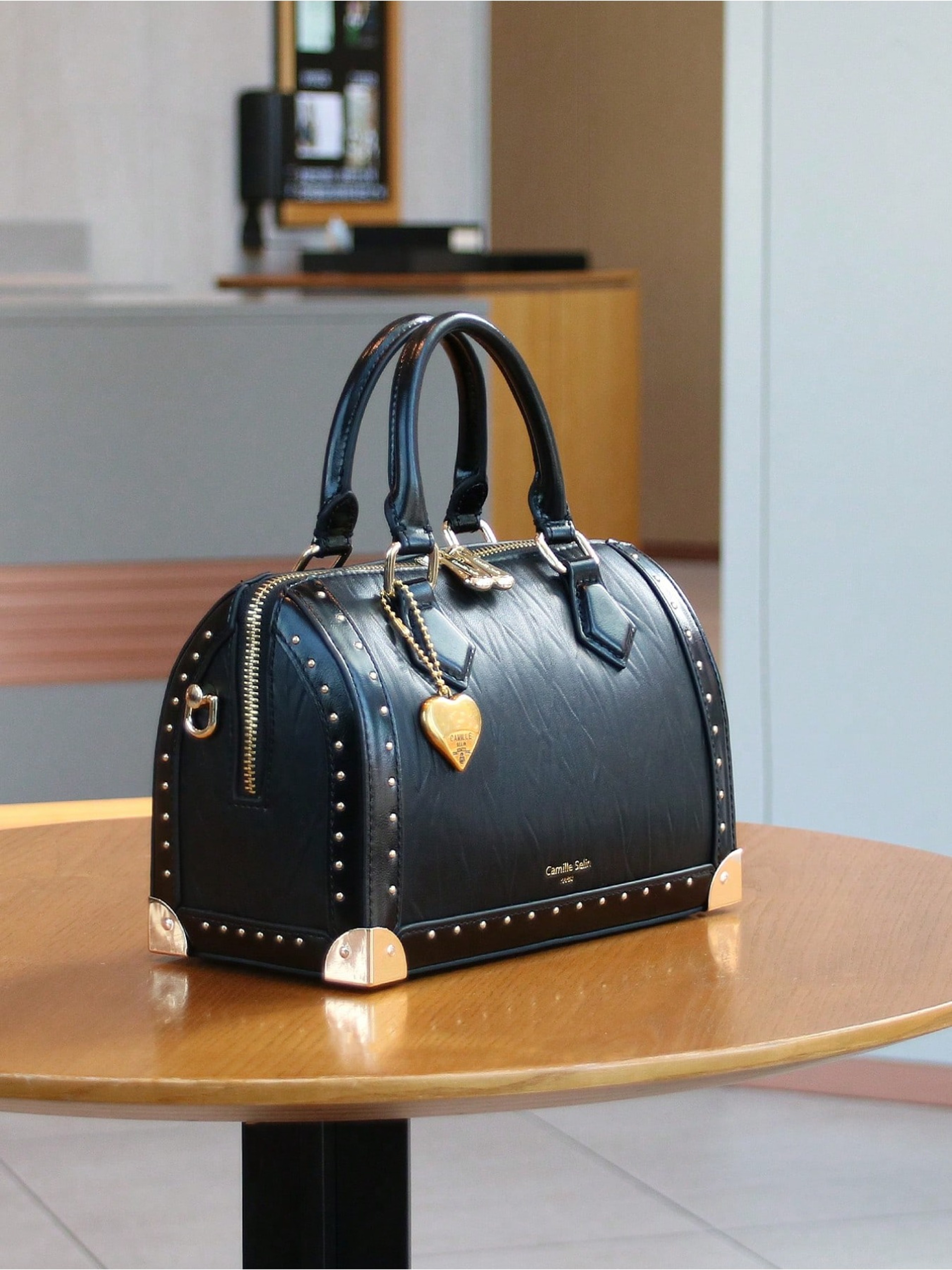 Fashionable Vintage Rivet BoxShaped Handbag For Women Personalized Street Style Boston Bag 5