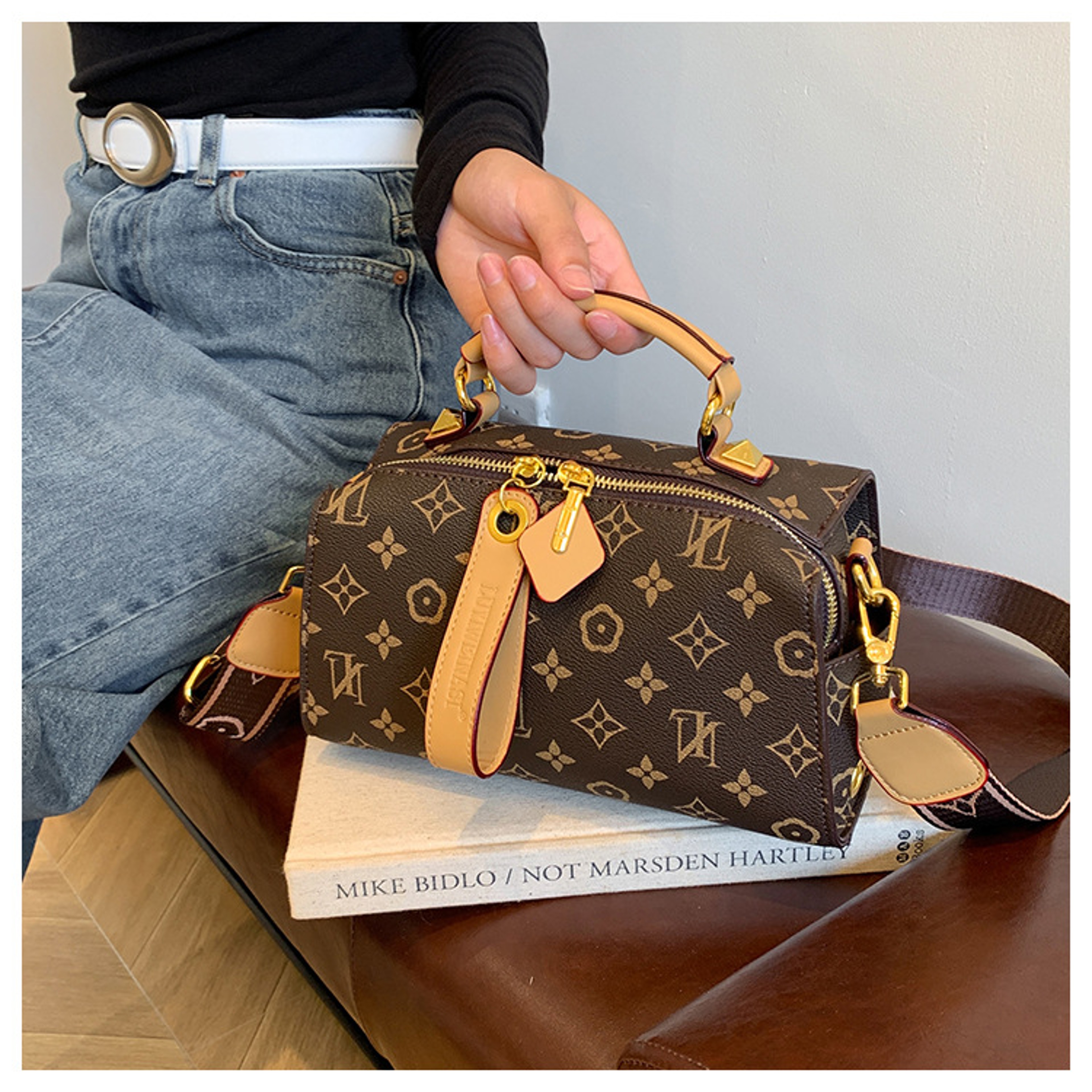 New Retro Printed Handbag Large Capacity Pillow Bag Versatile and Fashionable for Commuting Single Shoulder Diagonal – view 7