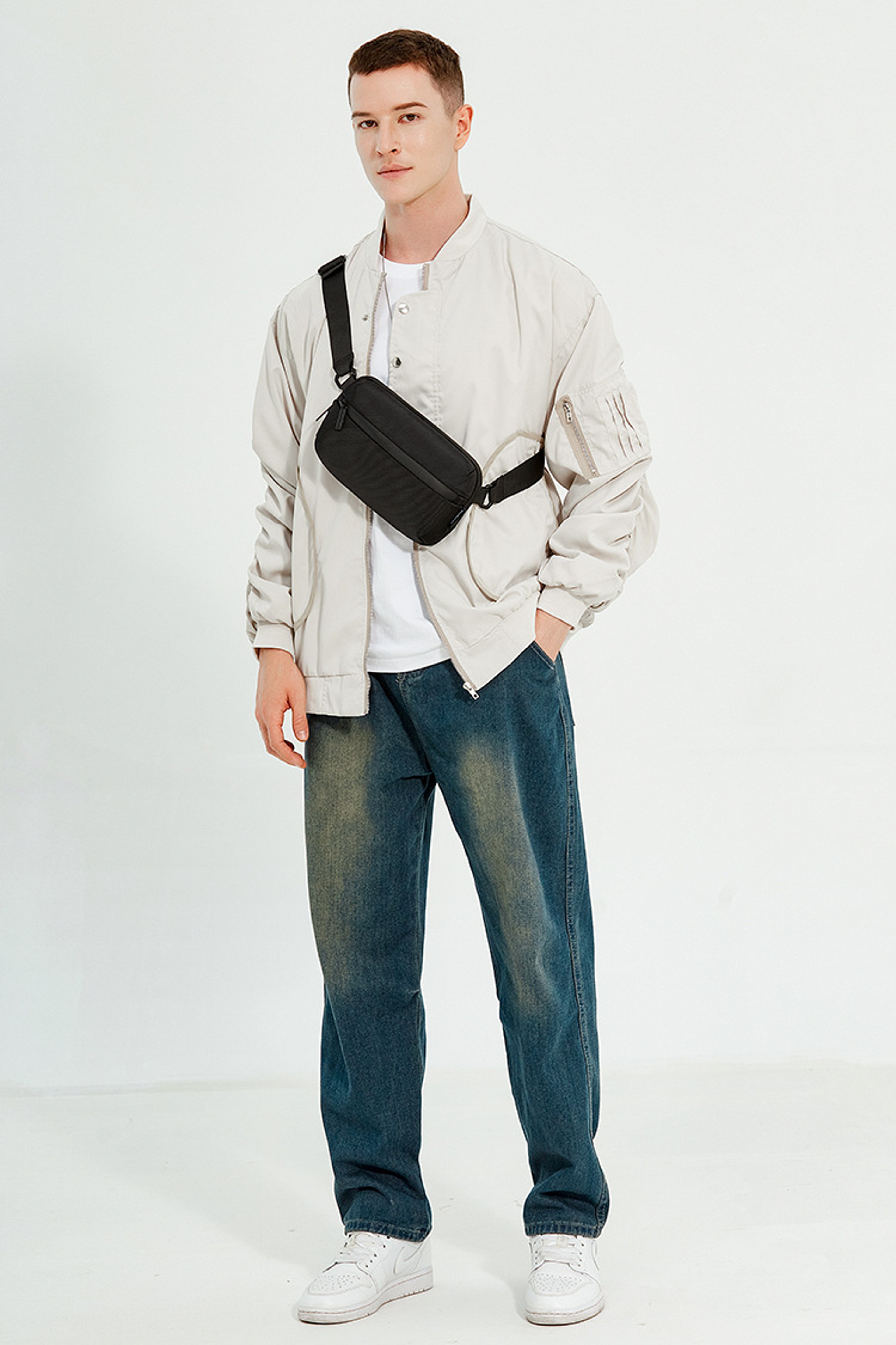 Lightweight Mini Cross Body Bag For Men Sports Phone Waist Bag Trendy Casual Shoulder Chest Bag 0