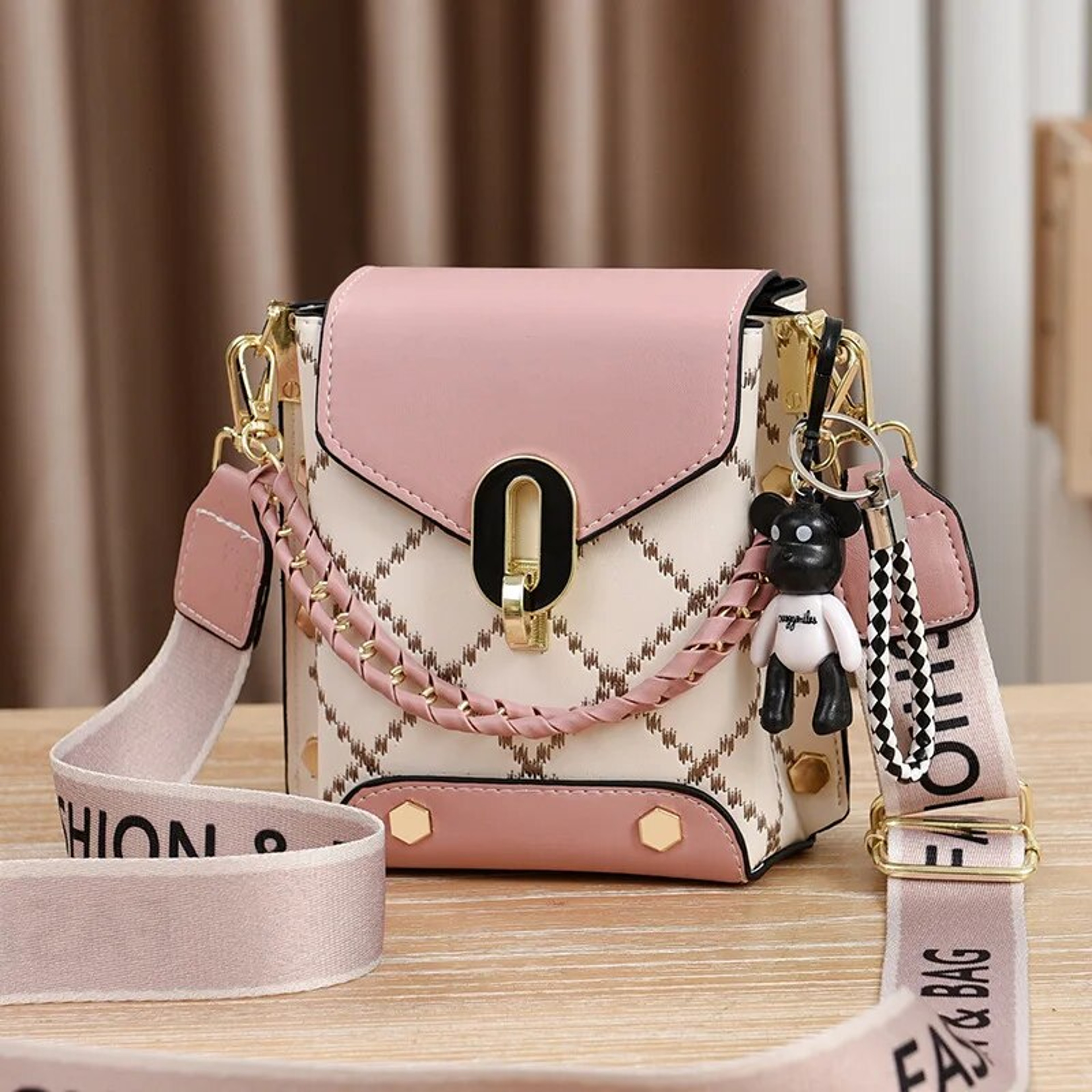 Stylish Womens Leather Crossbody Bag With Diamond Lattice Design Perfect For Commuting  Shopping 8
