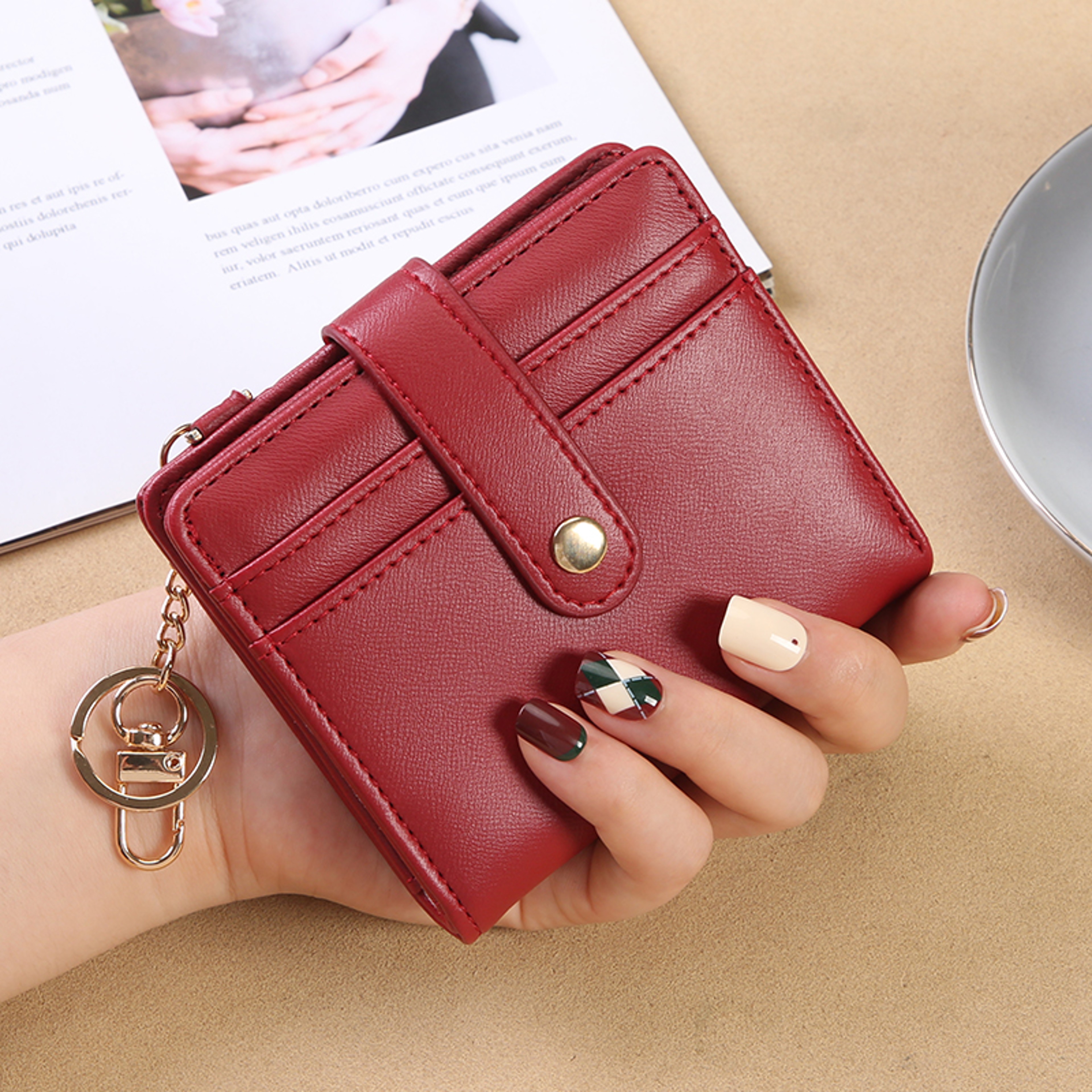 Compact Minimalist Womens Wallet with Keychain Multiple Card Slots and Zero Wallet Design – view 8