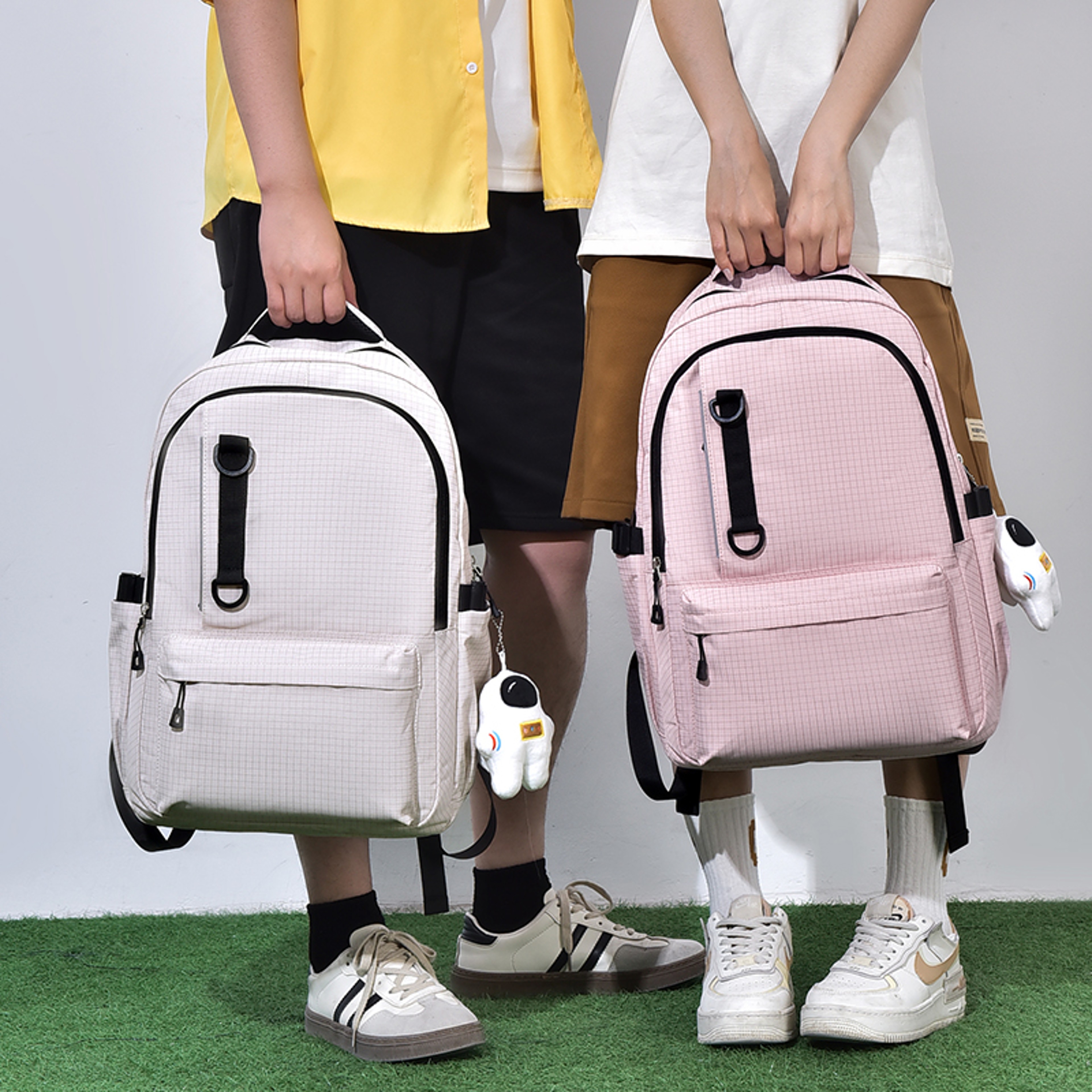 Largecapacity Backpack Stylish  Durable Computer Backpack For Travel  Daily Use 0