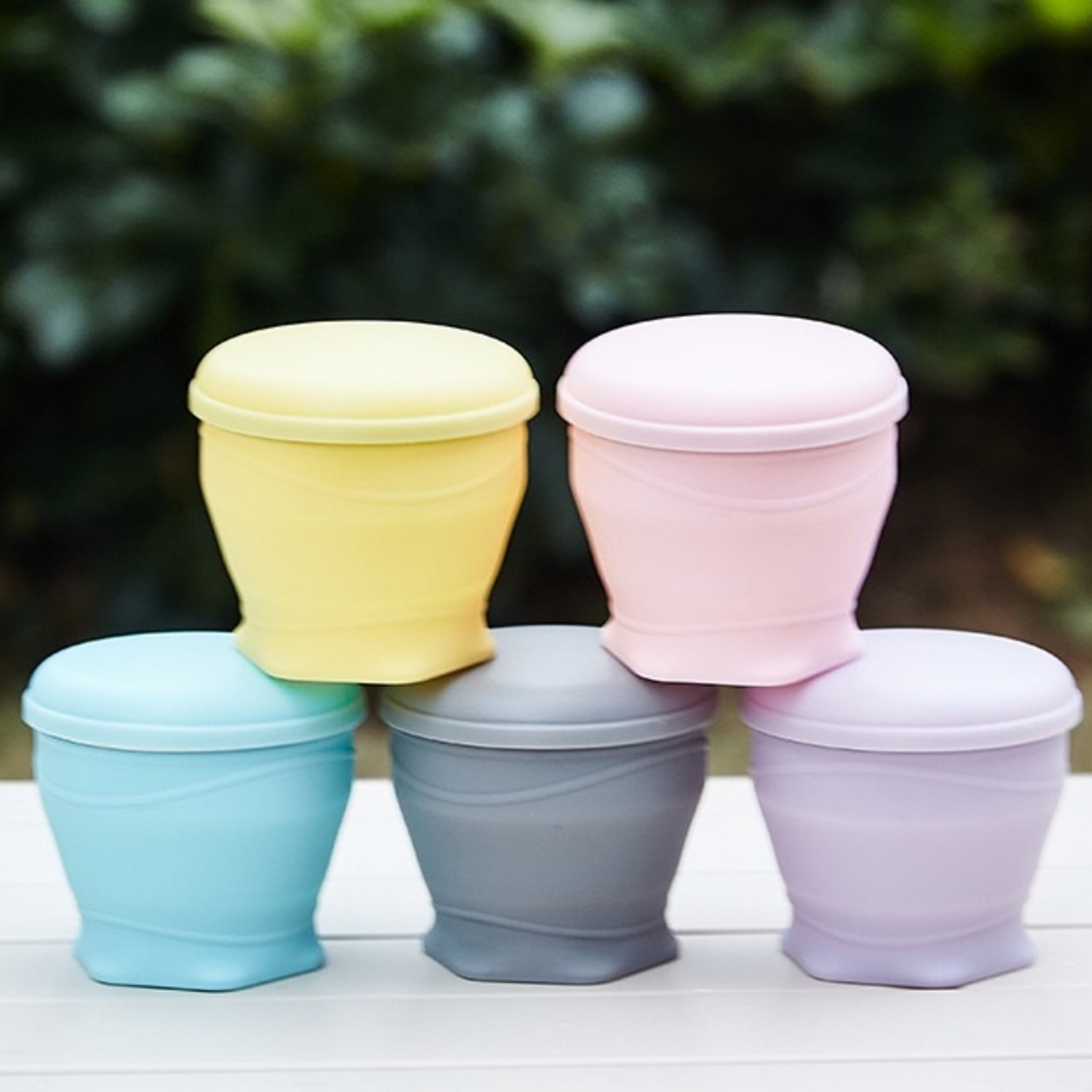Silicone Foldable Travel Cup with Lid Compact Portable & Leakproof Camping Water Cup – view 5