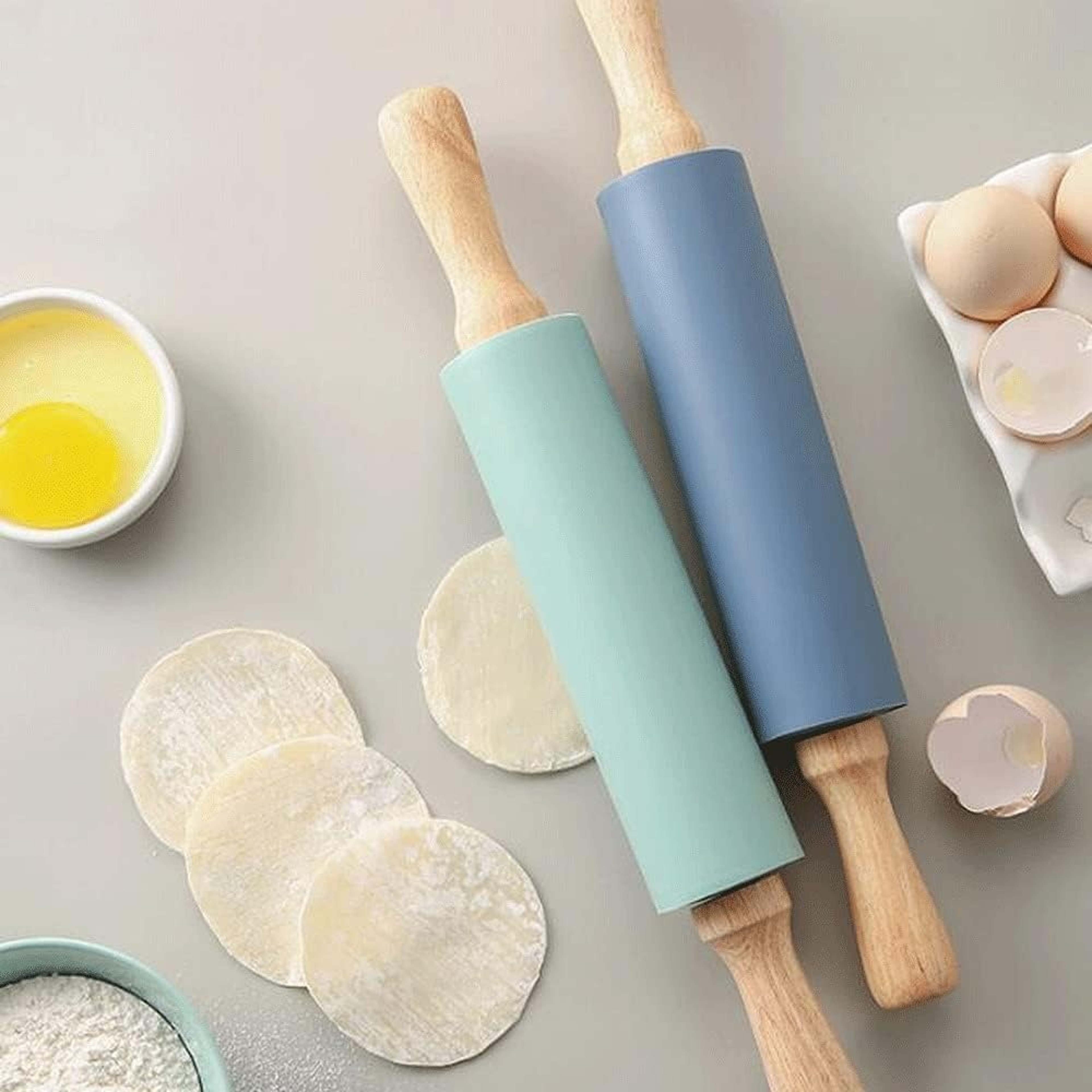 Non Stick Silicone Rolling Pin With Wooden Handle For Easy Baking  Rolling Dough 5