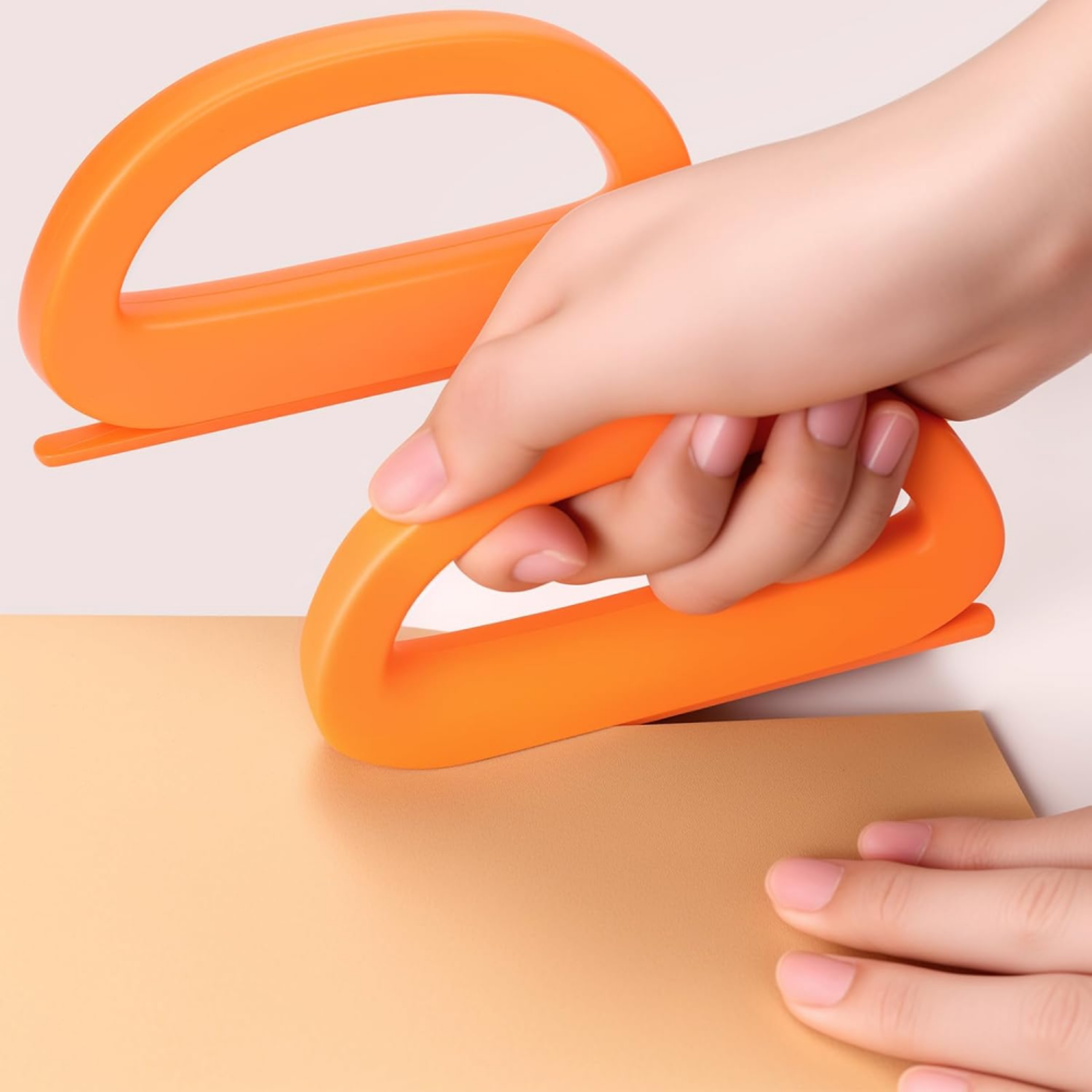 Portable Wrapping Paper Cutter for Smooth and Safe Gift Wrapping – view 1