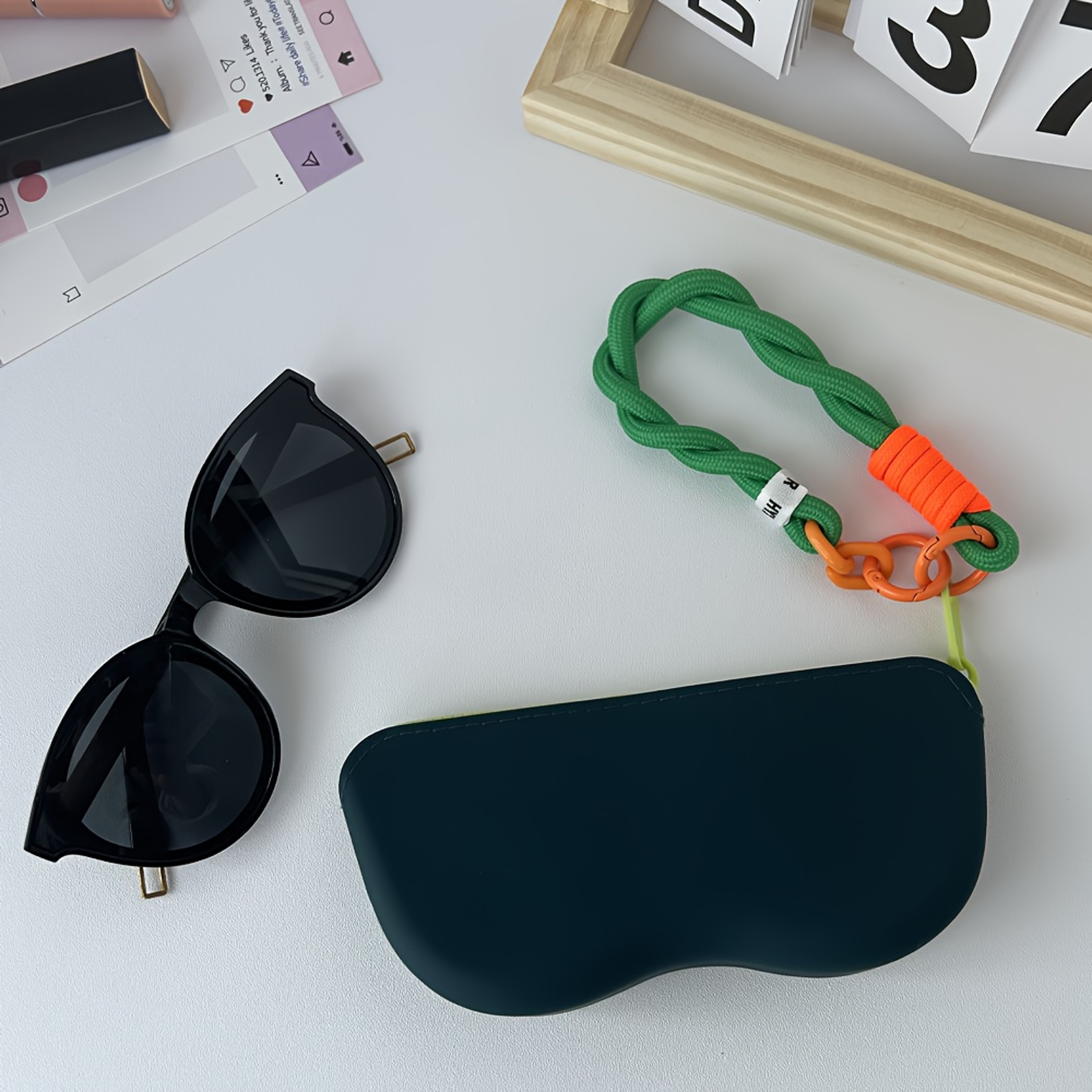 Soft  Lightweight Silicone Glasses Case With Lanyard  Zipper Portable Storage Pouch For Glasses Ide 8