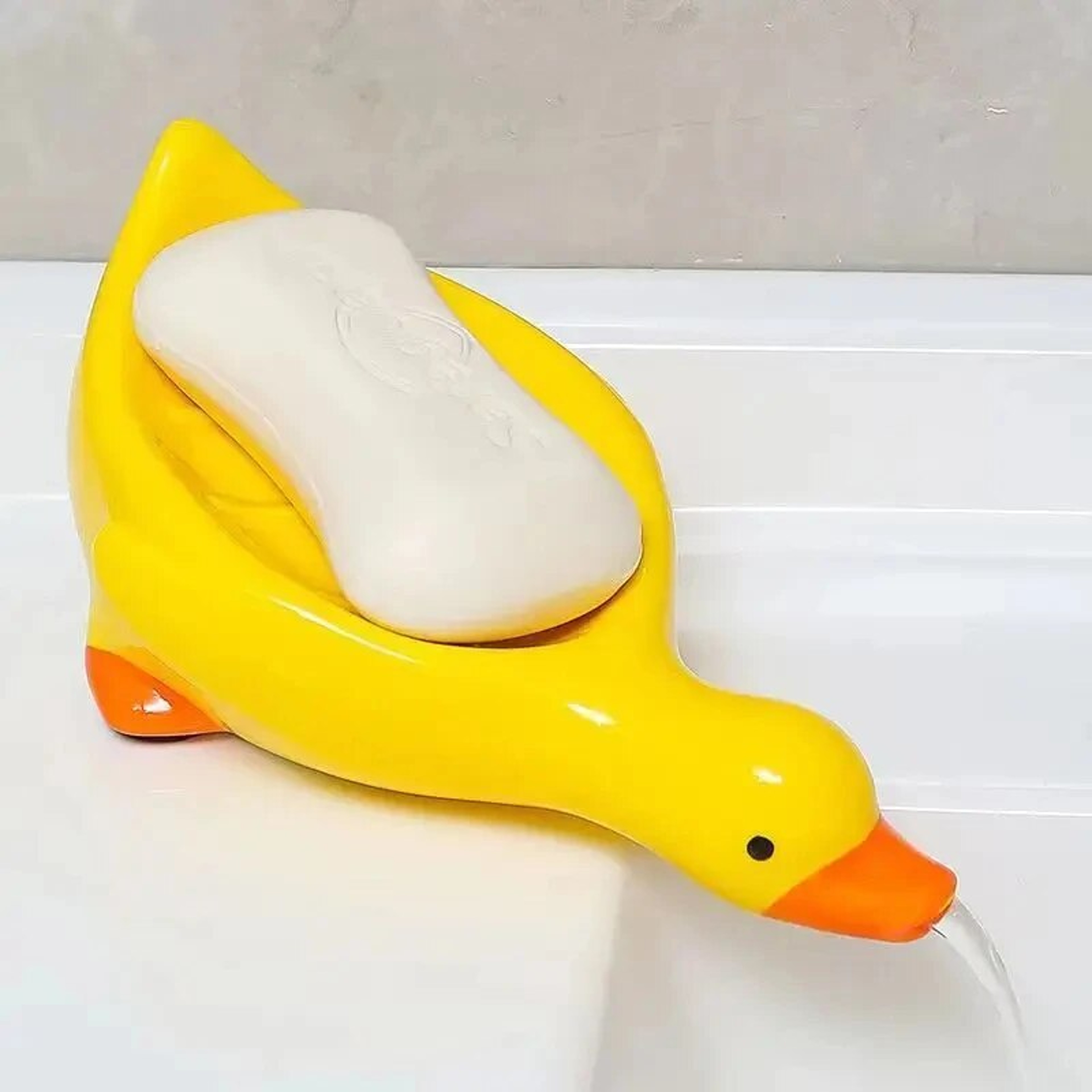 Cute Duck Shaped Self Draining Soap Rack For Shower  Bathroom Creative Soap Tray For Tub  Sink 3