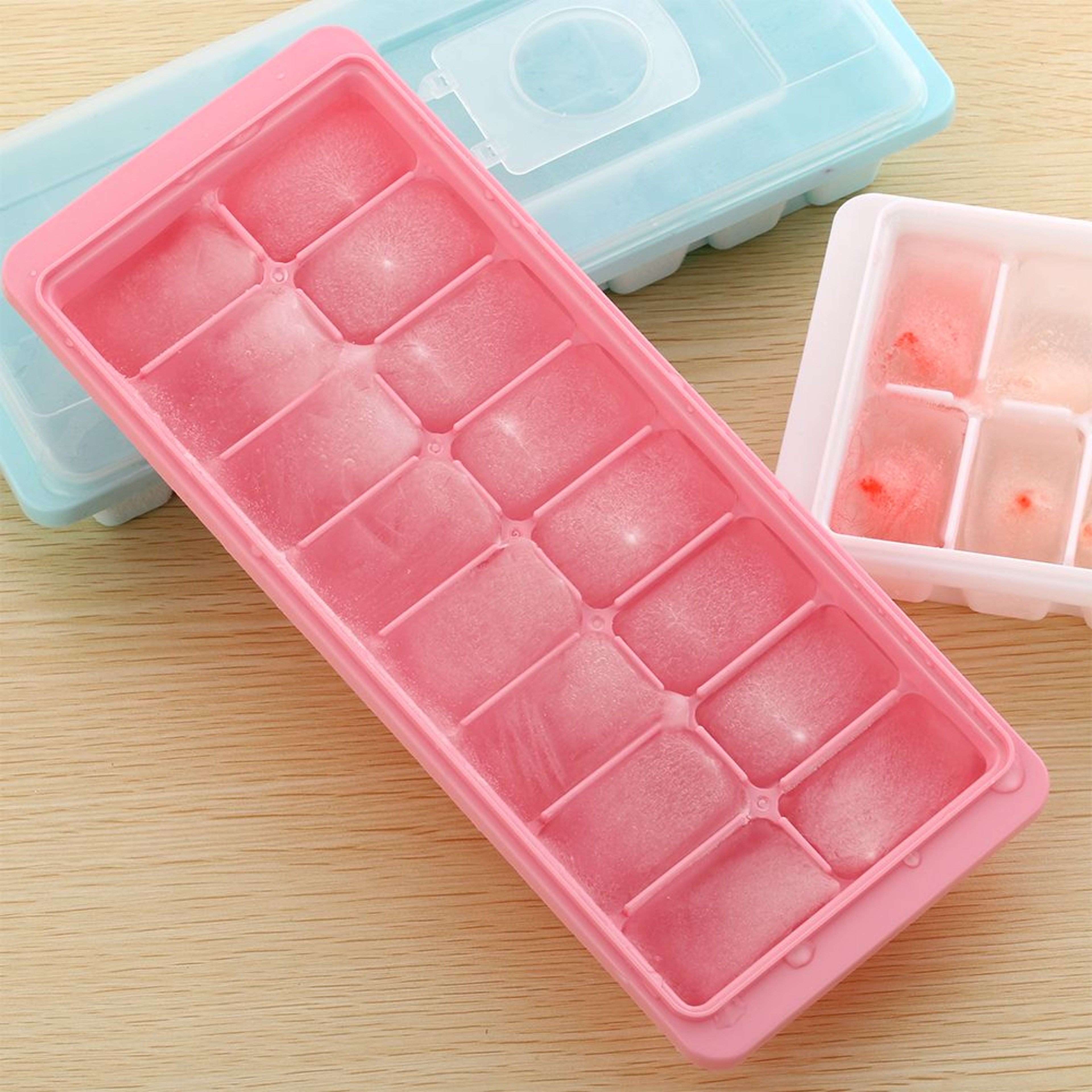 Covered Ice Cube Tray With Lid Reusable Freezer Cube Mold For Jelly And Drinks 0