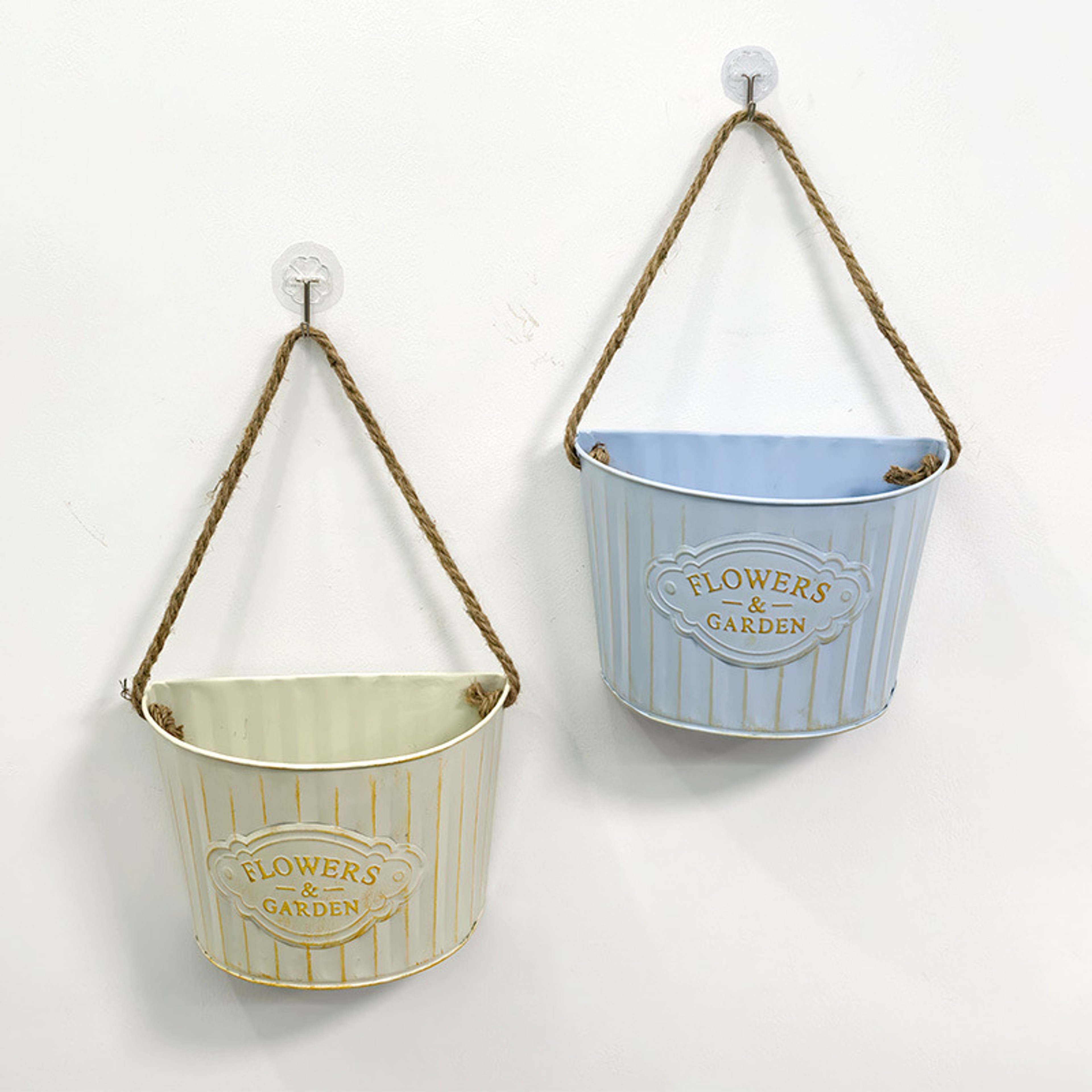 Decorative Hanging Flower Pot Semi Round Wall Basket For Garden Courtyard  Balcony 2