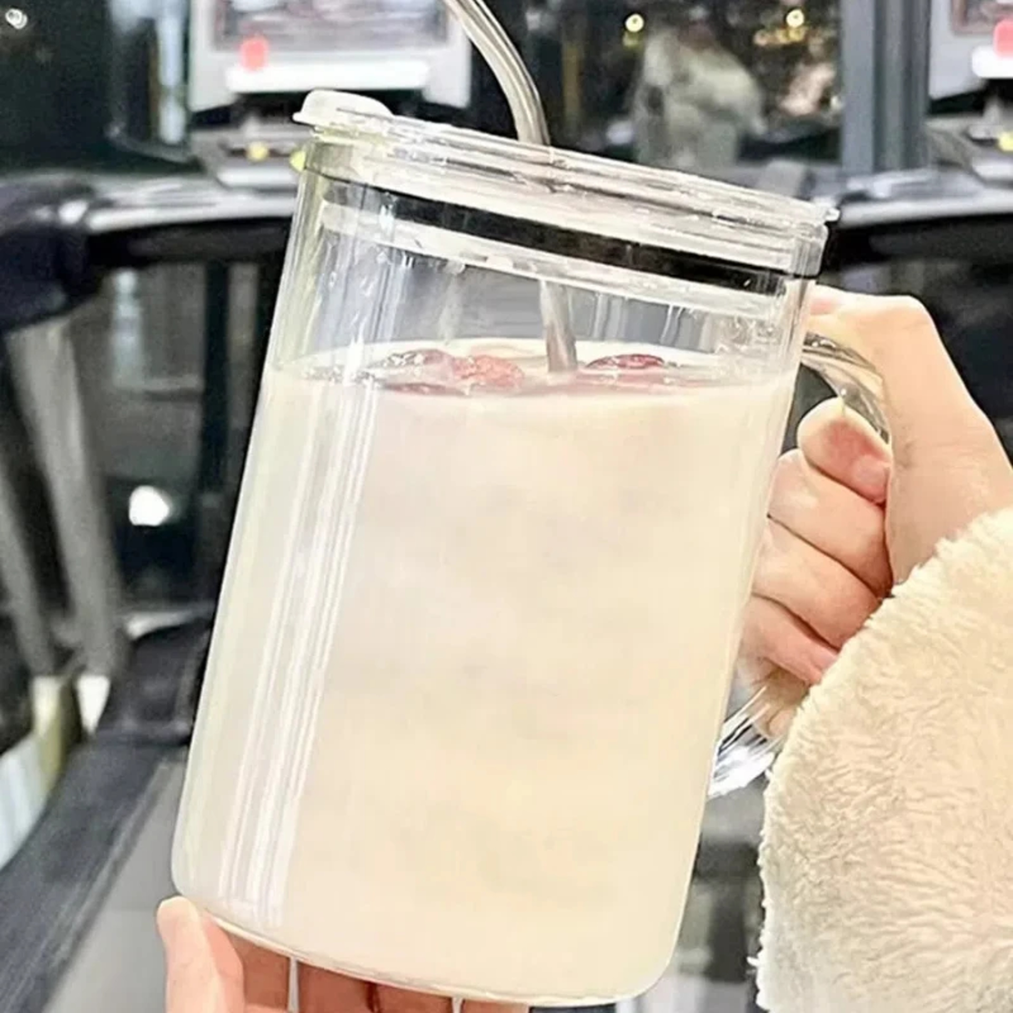 Ribbed Glass Tumbler With Lid And Straw For Iced Coffee And Juice 1