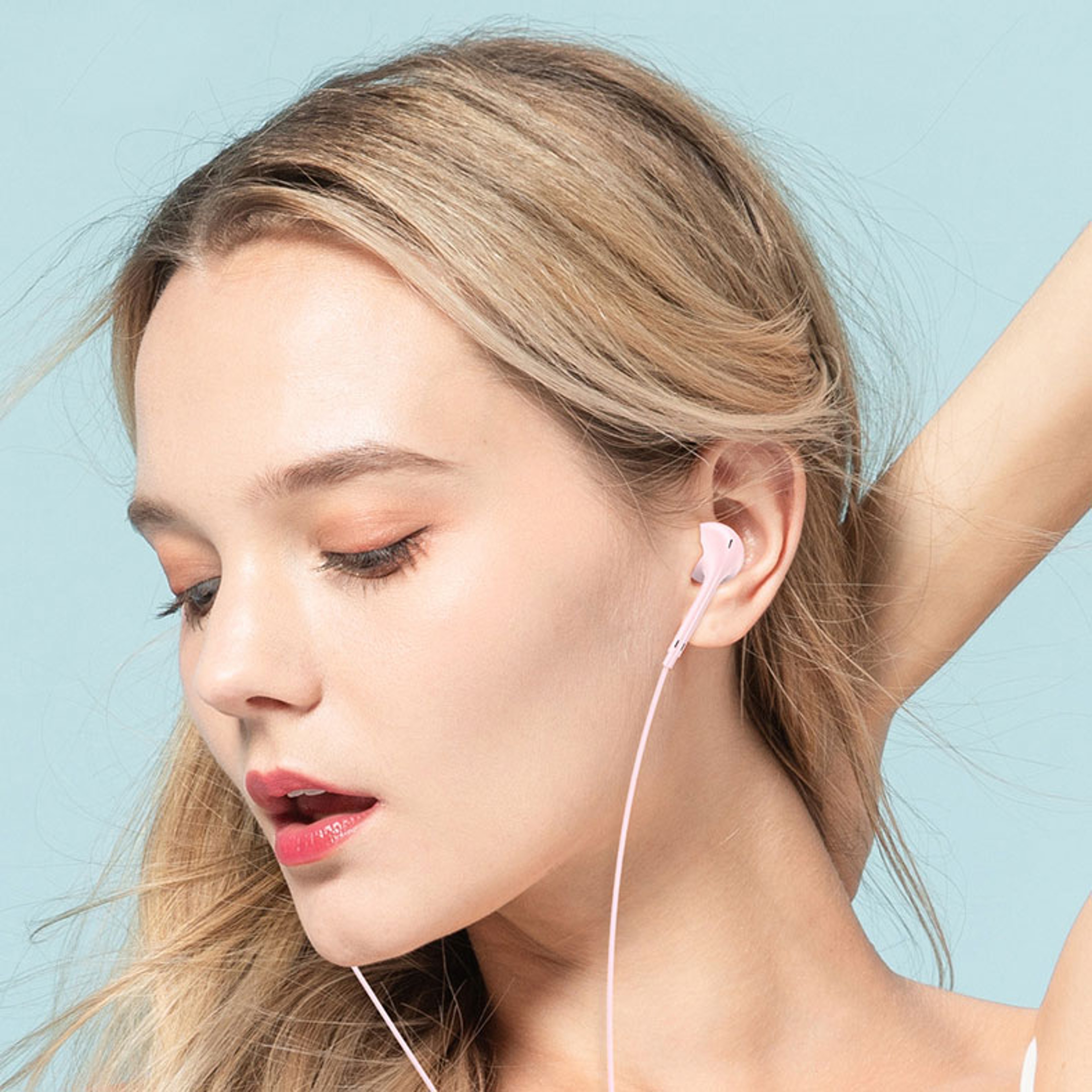 Secure Fit Sports Wired Earbuds with Mic and Stereo Sound – view 3