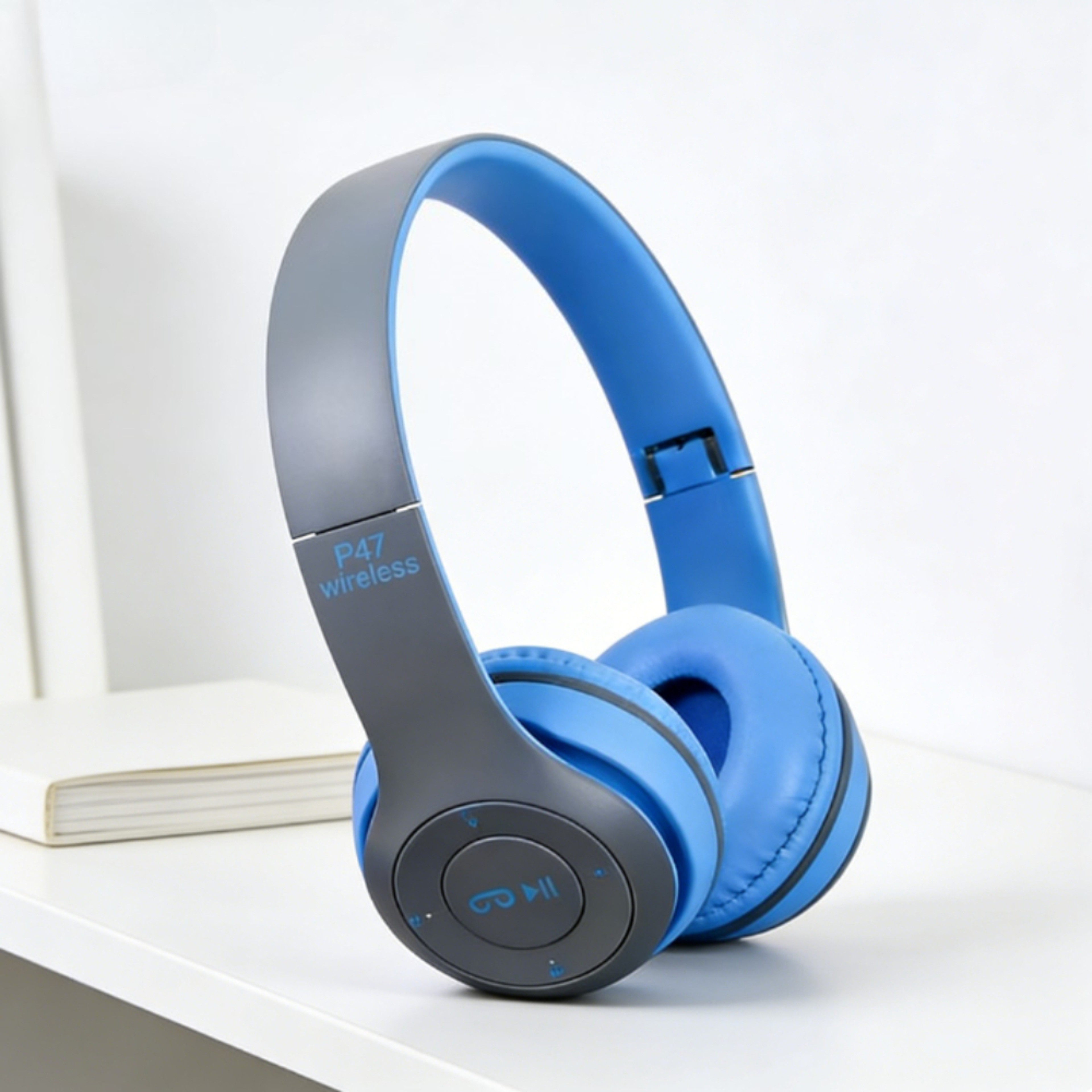 Foldable Wireless Bluetooth Headphone with HD Mic – view 1