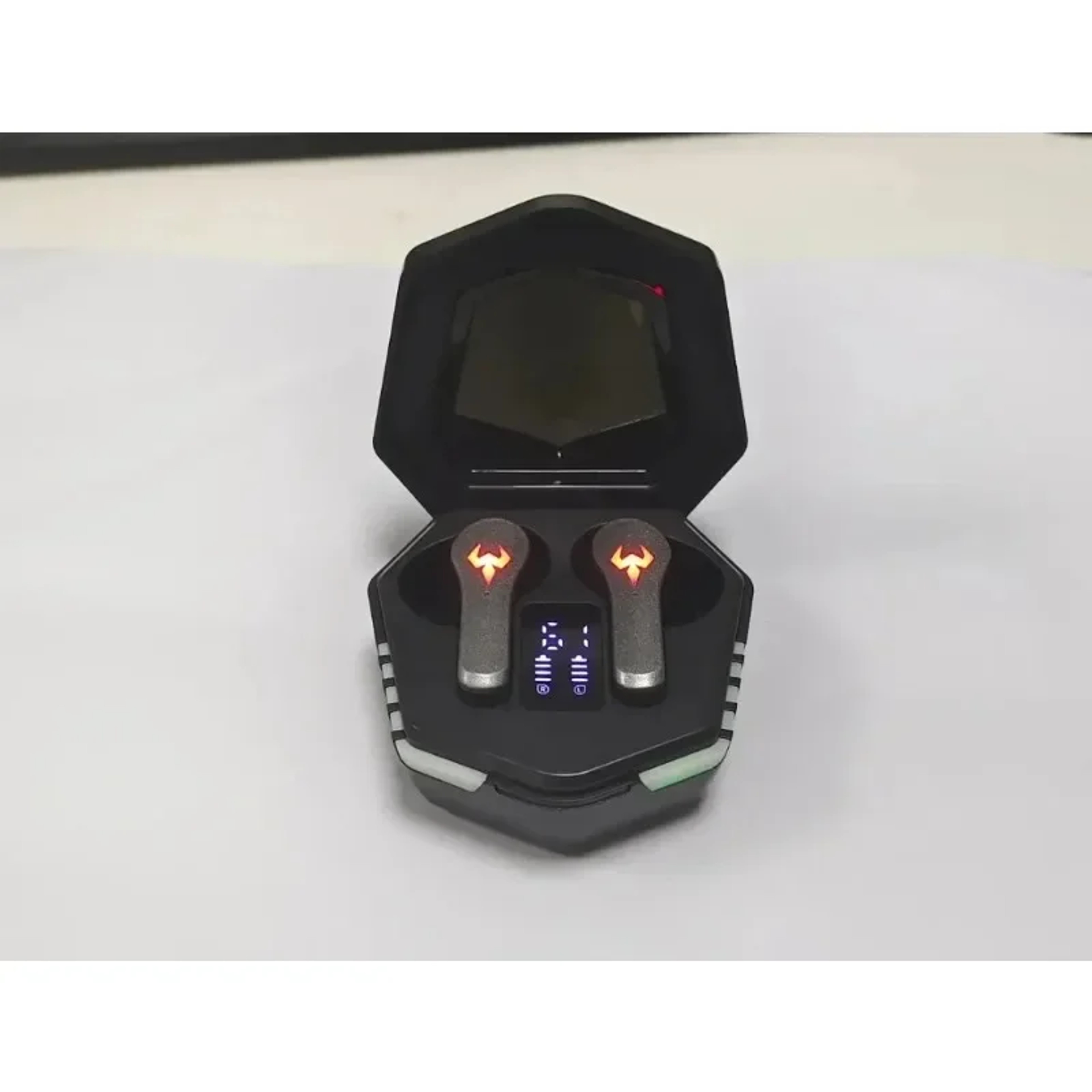 Digital Display Bluetooth Wireless Earbuds with Gaming Mode and Clear Sound – view 6