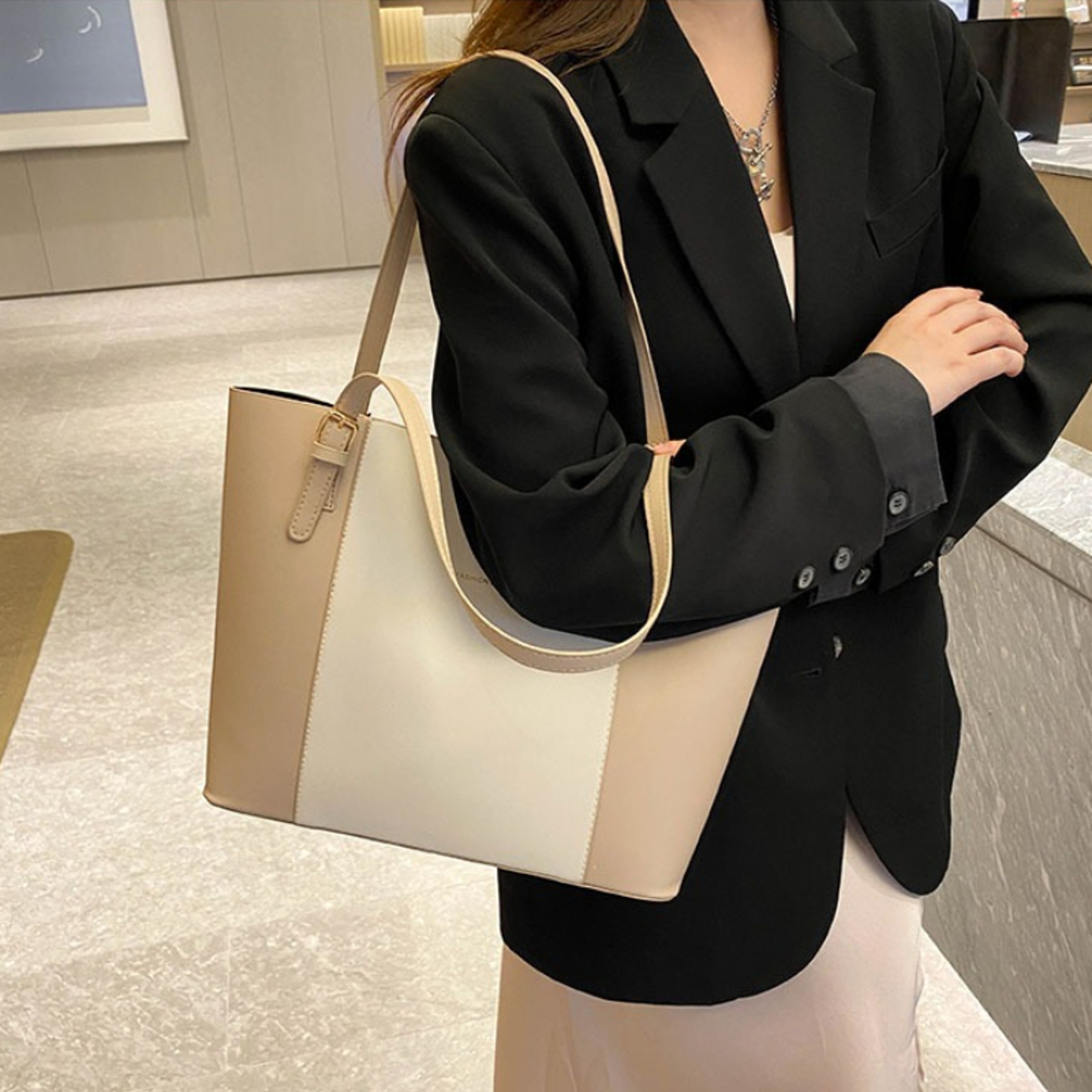 Minimalist Large Capacity Work Tote Bag with Detachable Pouch for Women – view 4