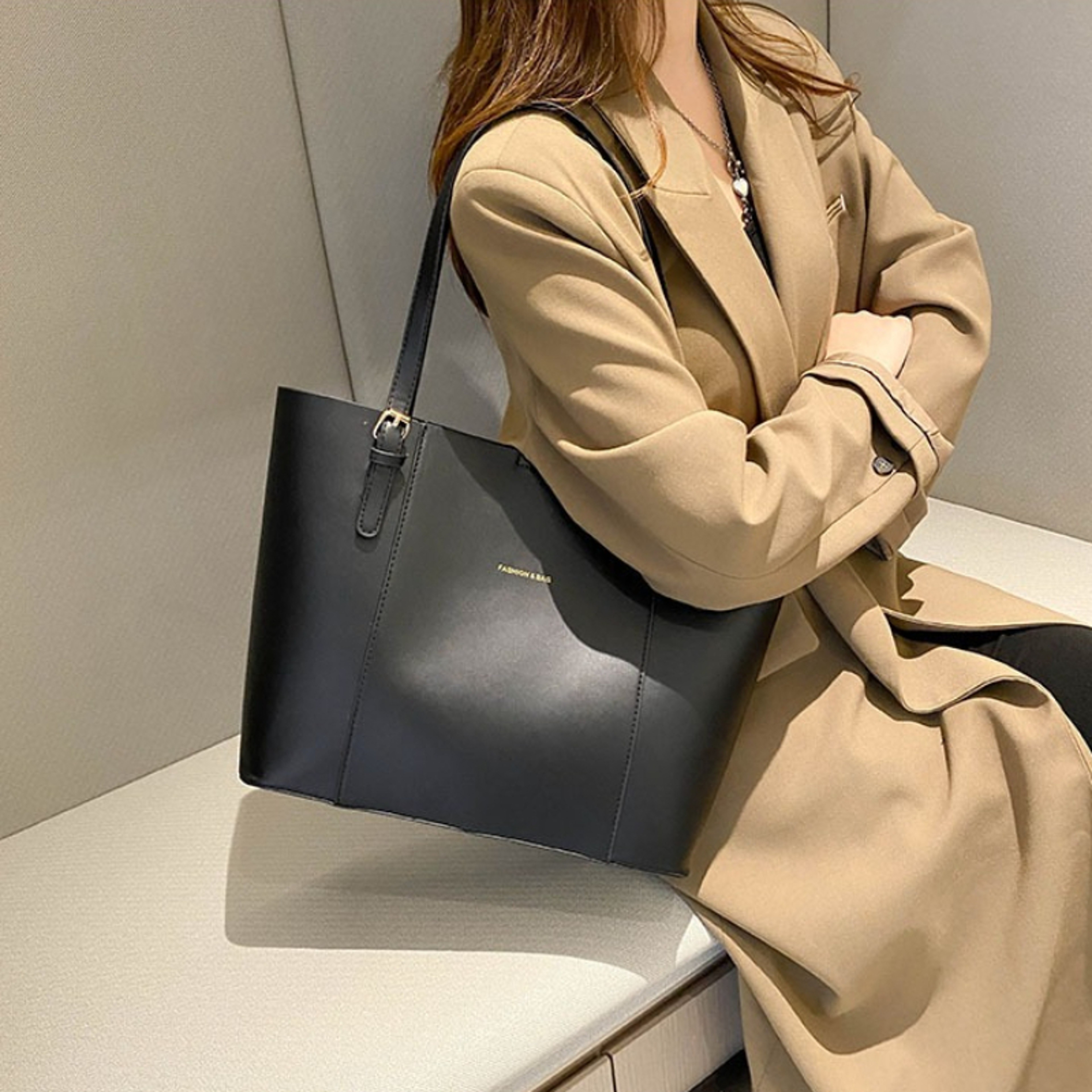Minimalist Large Capacity Work Tote Bag with Detachable Pouch for Women – view 5