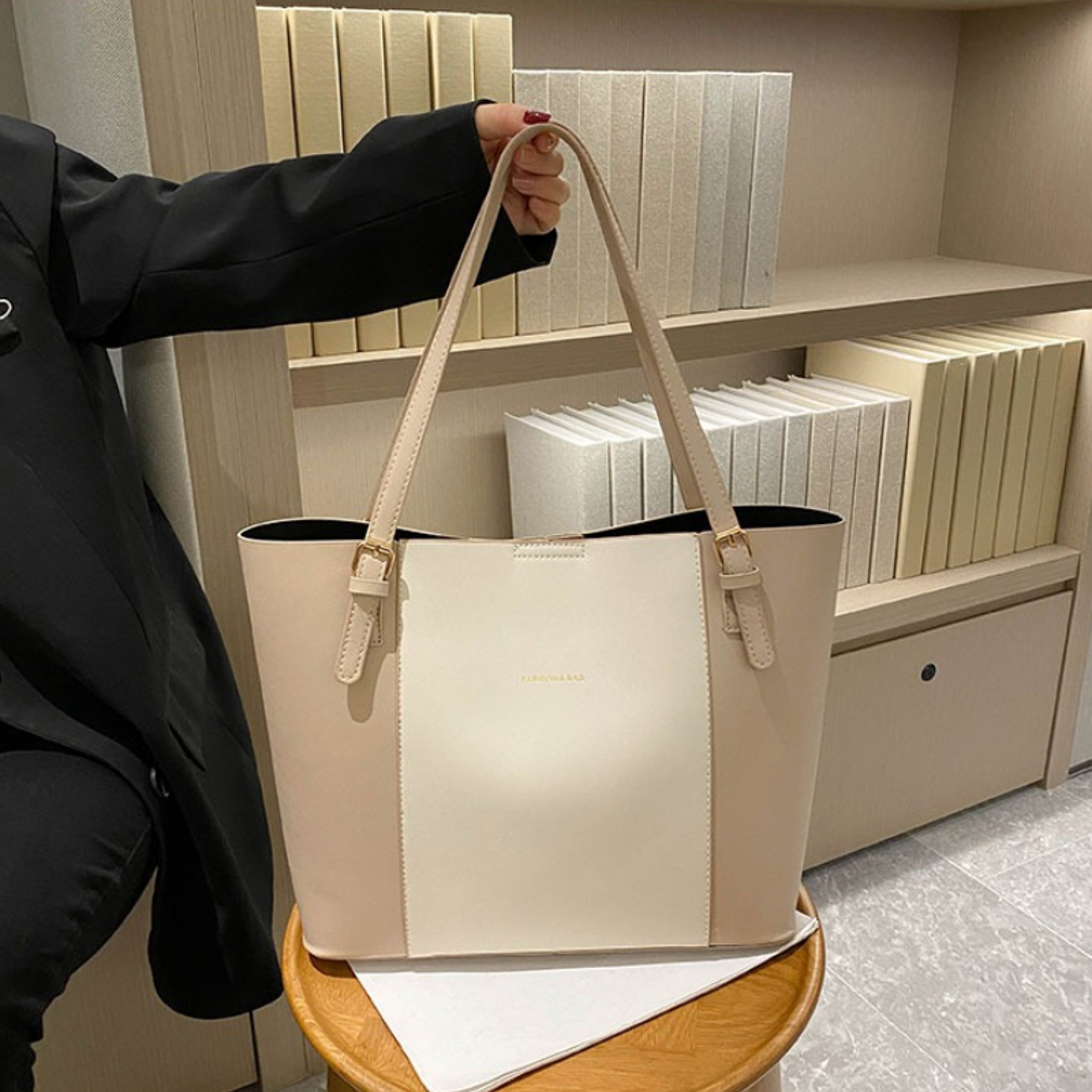 Minimalist Large Capacity Work Tote Bag with Detachable Pouch for Women – view 8