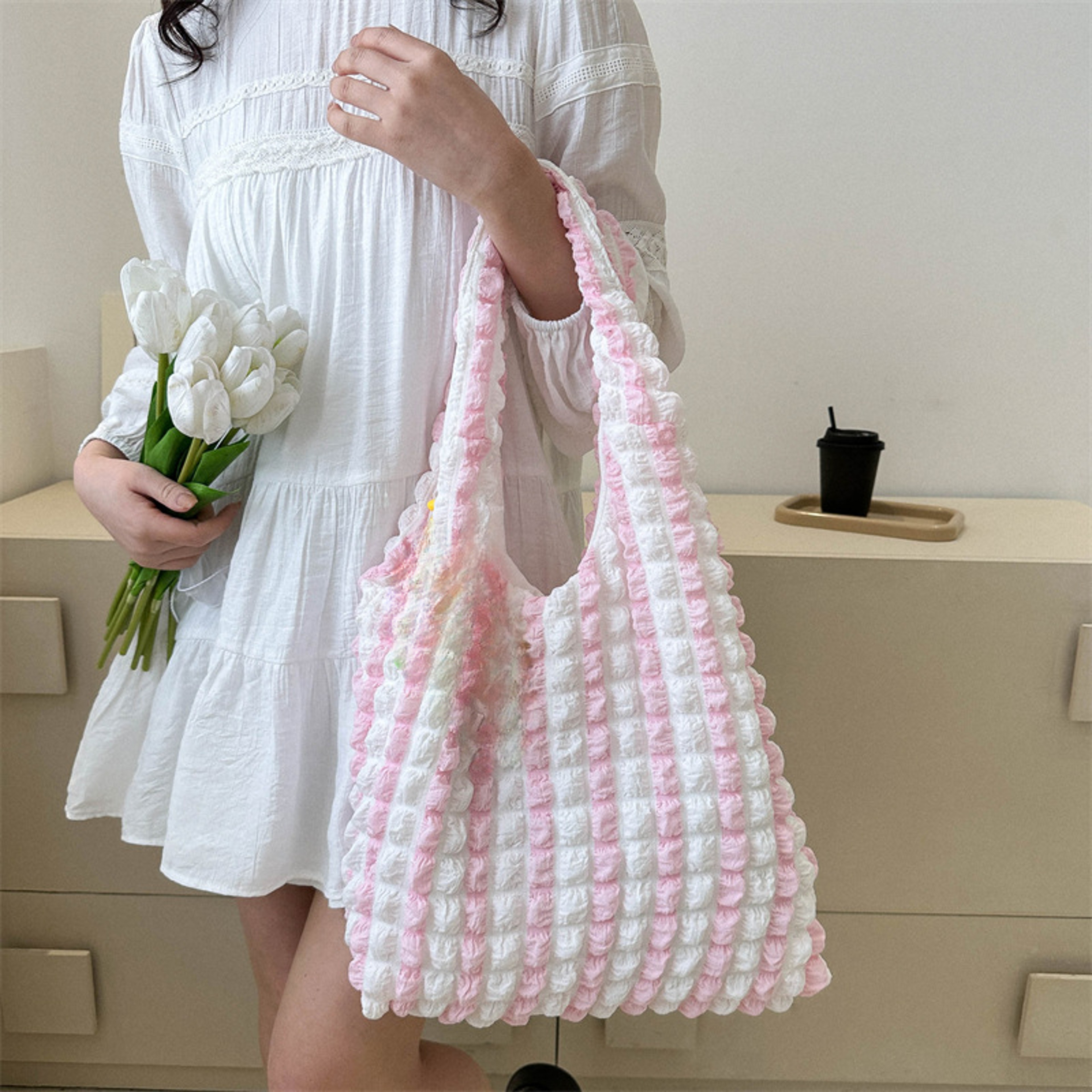 Bubble Waffle Large Capacity Tote Bag With Soft Wide Shoulder Strap 0
