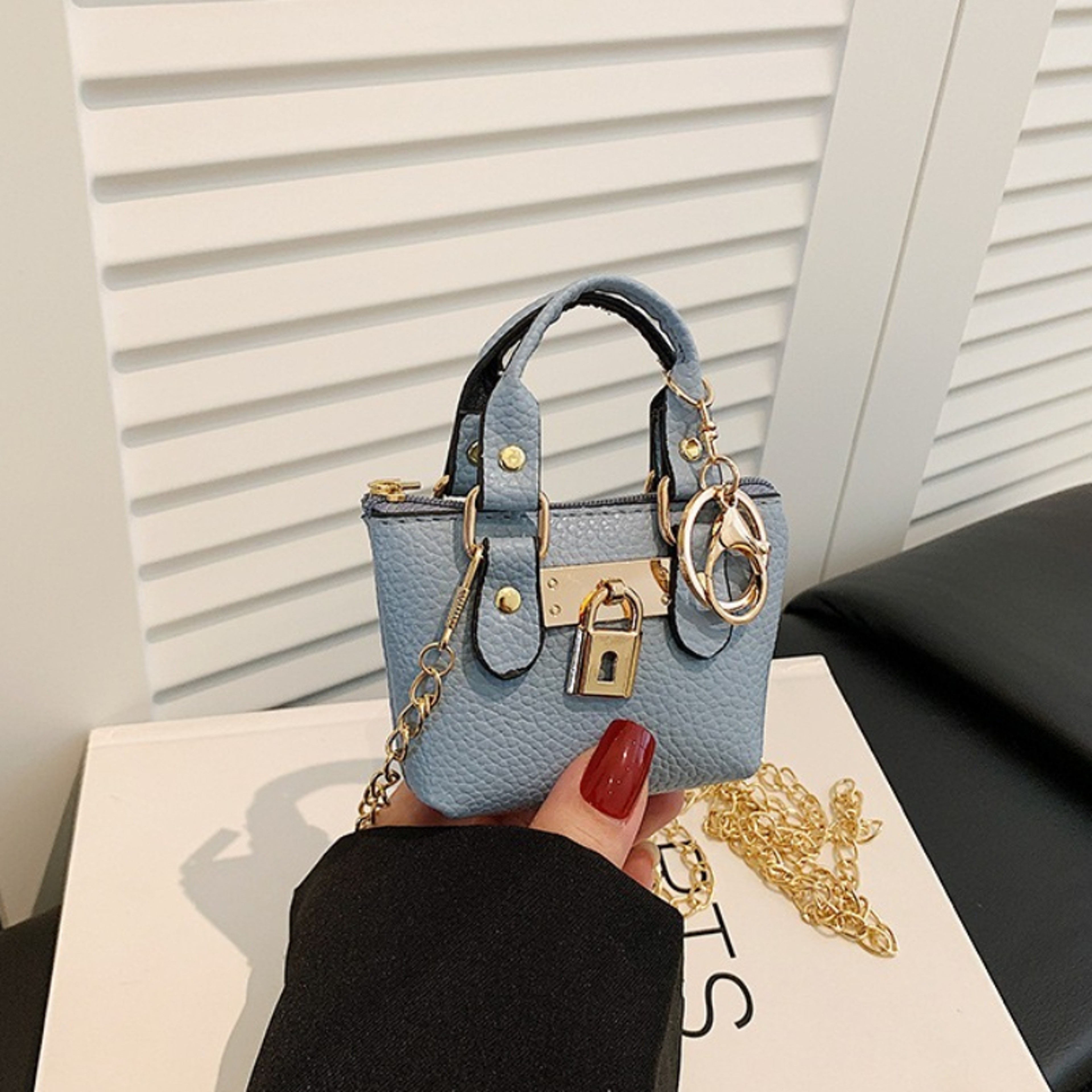 Mini Lock Mini Purse Keychain with Chain Strap Lipstick and Earphone Holder – view 7