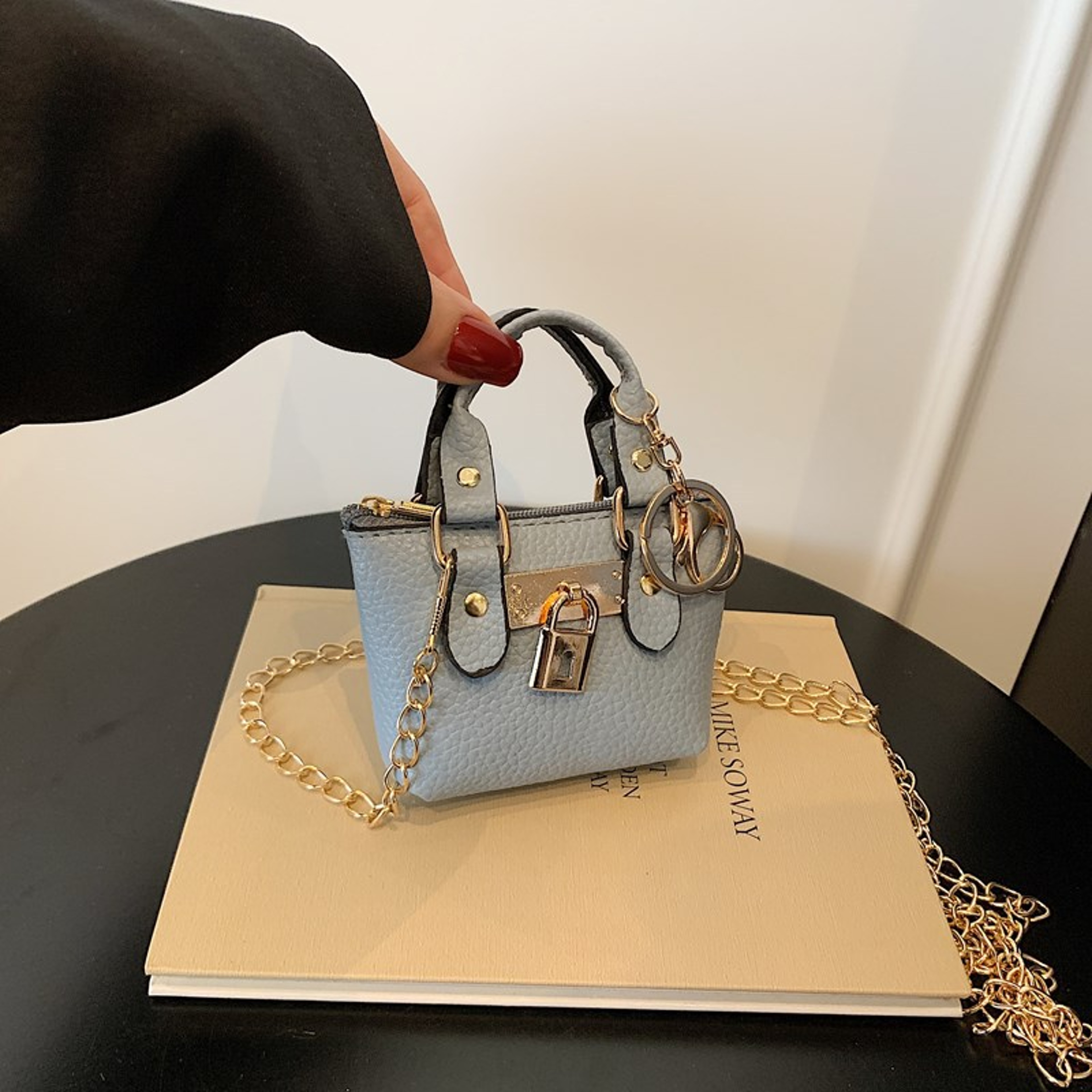 Mini Lock Mini Purse Keychain with Chain Strap Lipstick and Earphone Holder – view 6