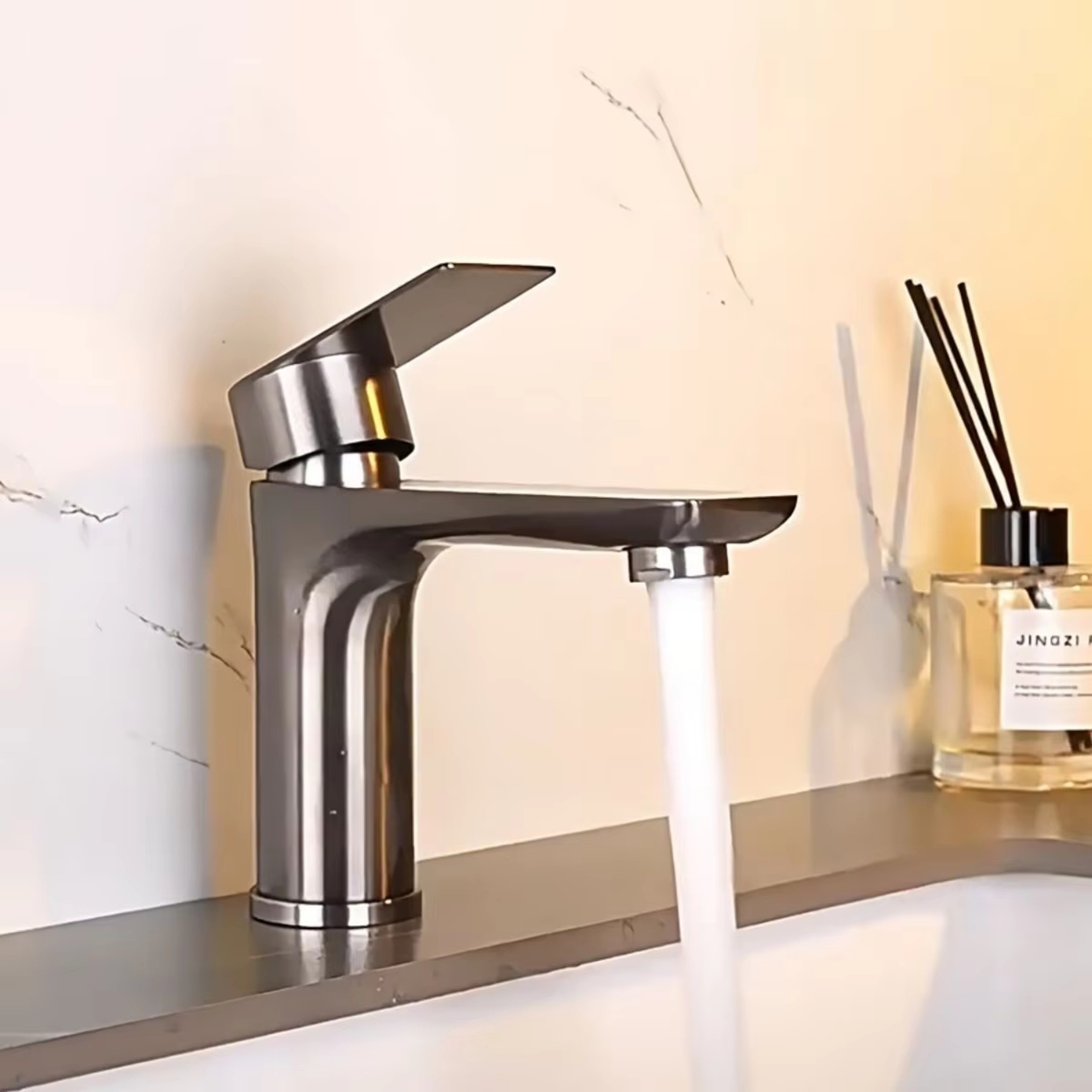 Stainless Steel Bathroom Basin Faucet Hot Cold Single Handle Mixer Tap 1