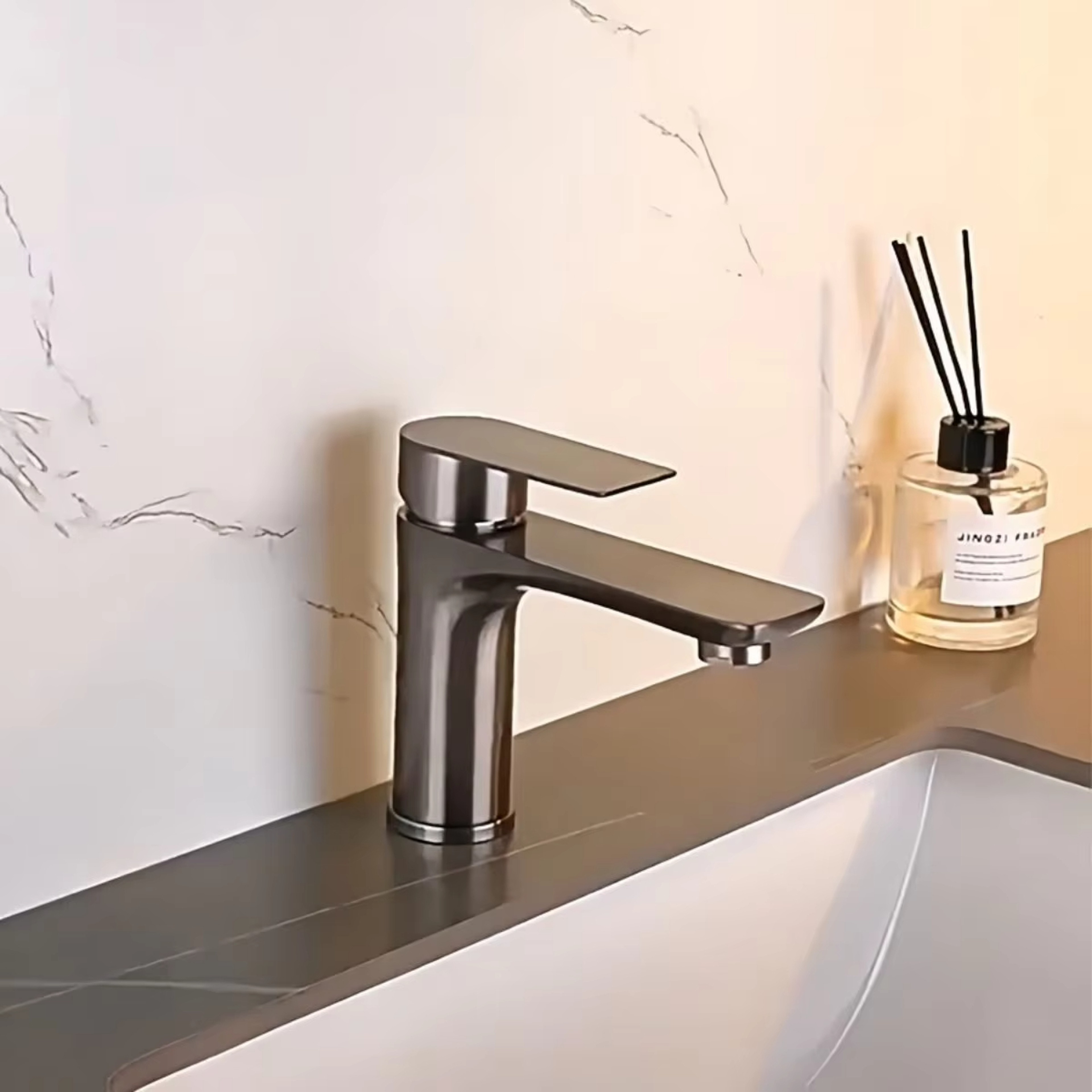 Stainless Steel Bathroom Basin Faucet Hot Cold Single Handle Mixer Tap 2